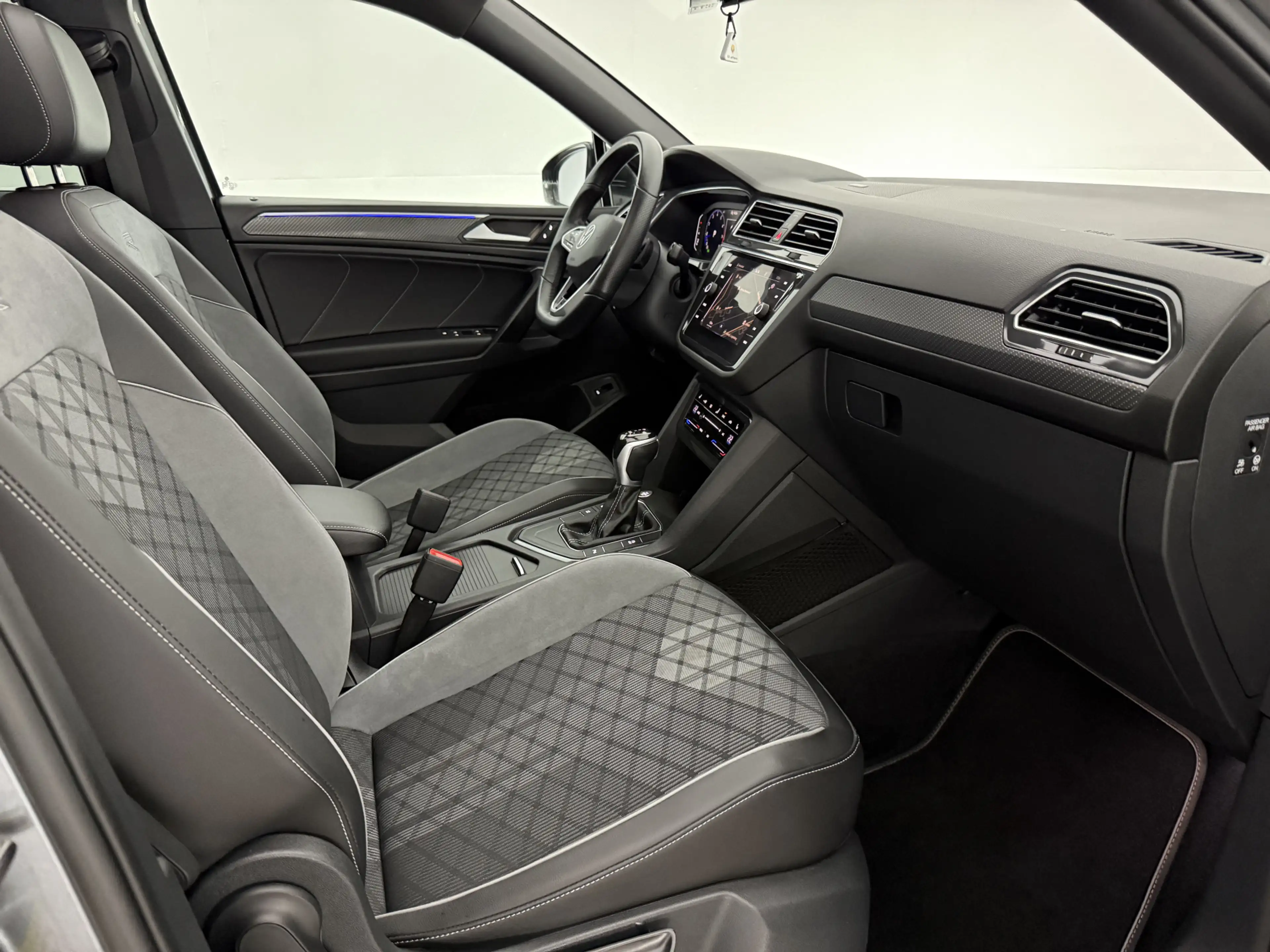 Volkswagen Tiguan Allspace 1.5 TSI R-Line Business+ 7p. | Pano | Camera | Sfe — photo 45