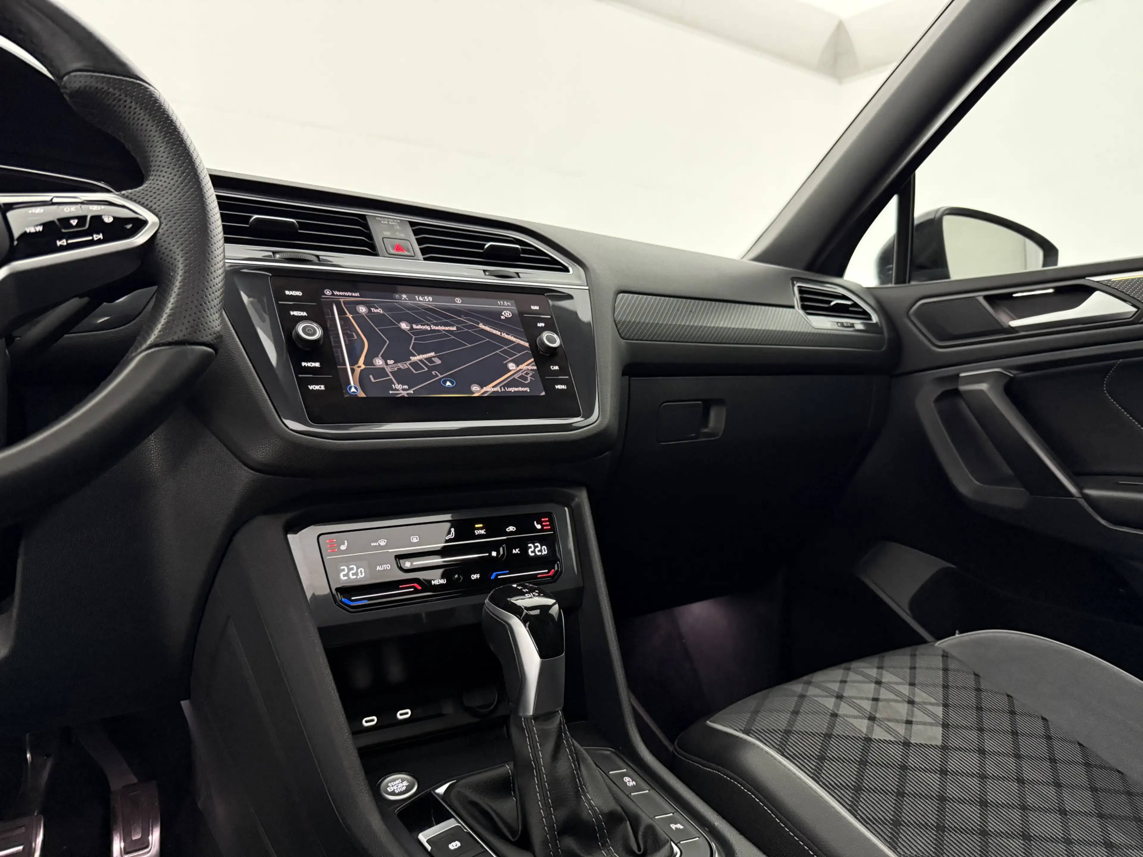 Volkswagen Tiguan Allspace 1.5 TSI R-Line Business+ 7p. | Pano | Camera | Sfe — photo 41