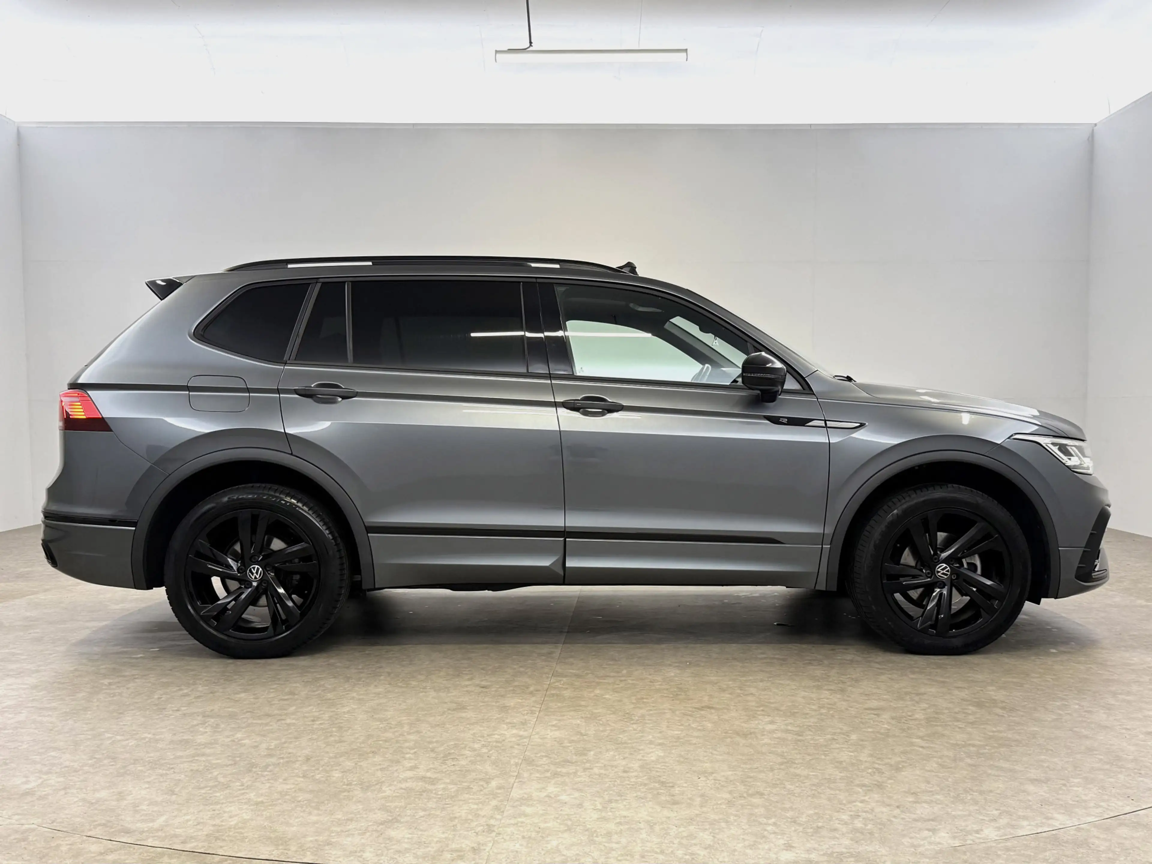 Volkswagen Tiguan Allspace 1.5 TSI R-Line Business+ 7p. | Pano | Camera | Sfe — photo 10