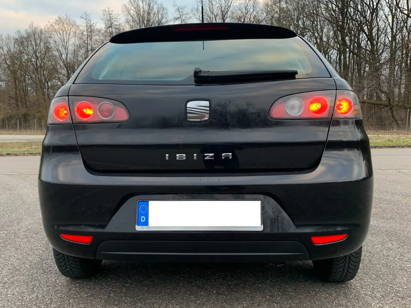 SEAT Ibiza 6L 1.2 Чорний - 2