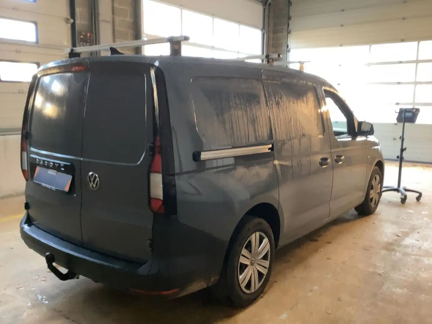 Volkswagen Caddy Cargo 2.0 TDI Maxi | Kam | AHK Grau - 2