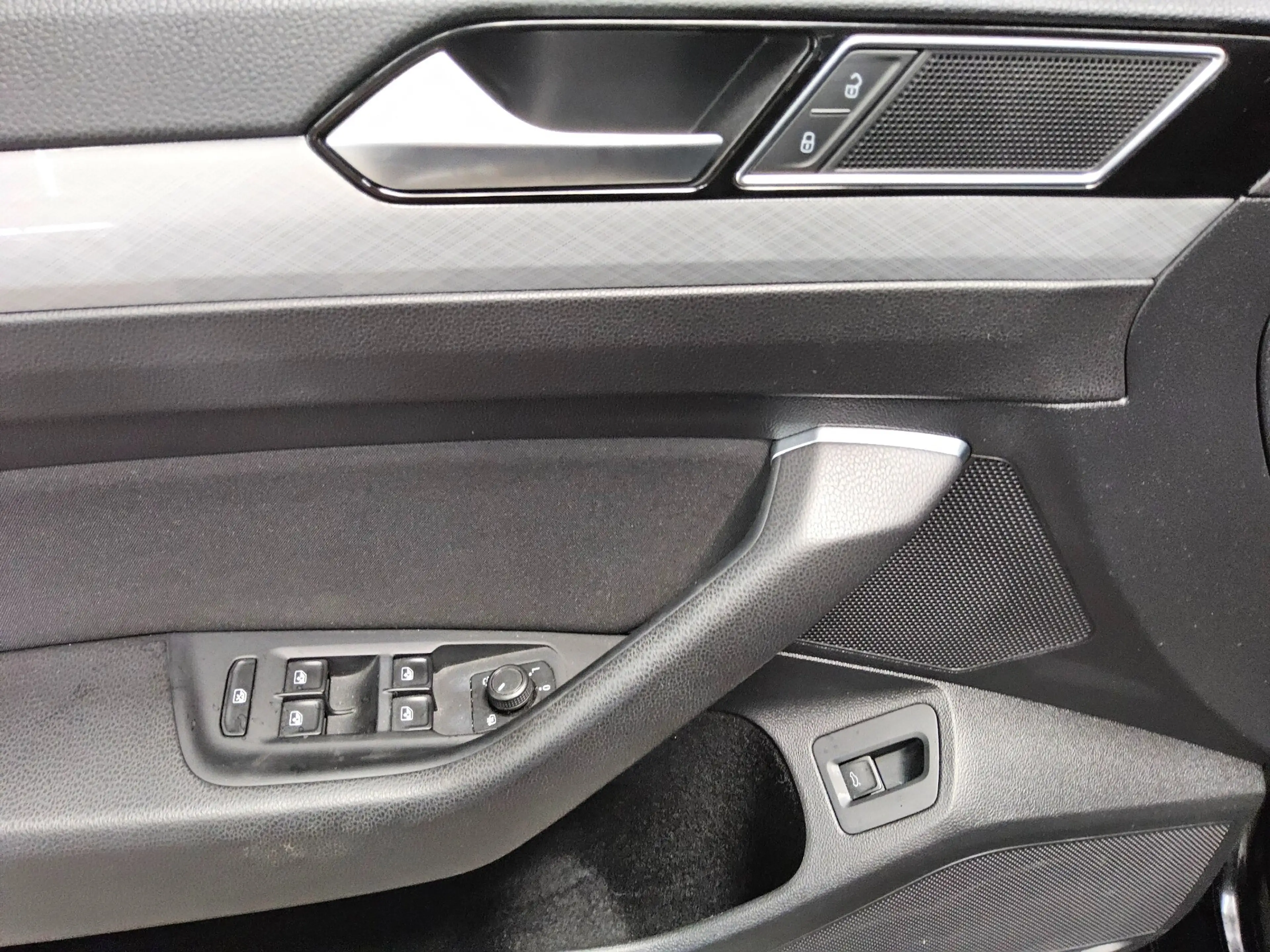 Volkswagen Passat Variant — photo 9