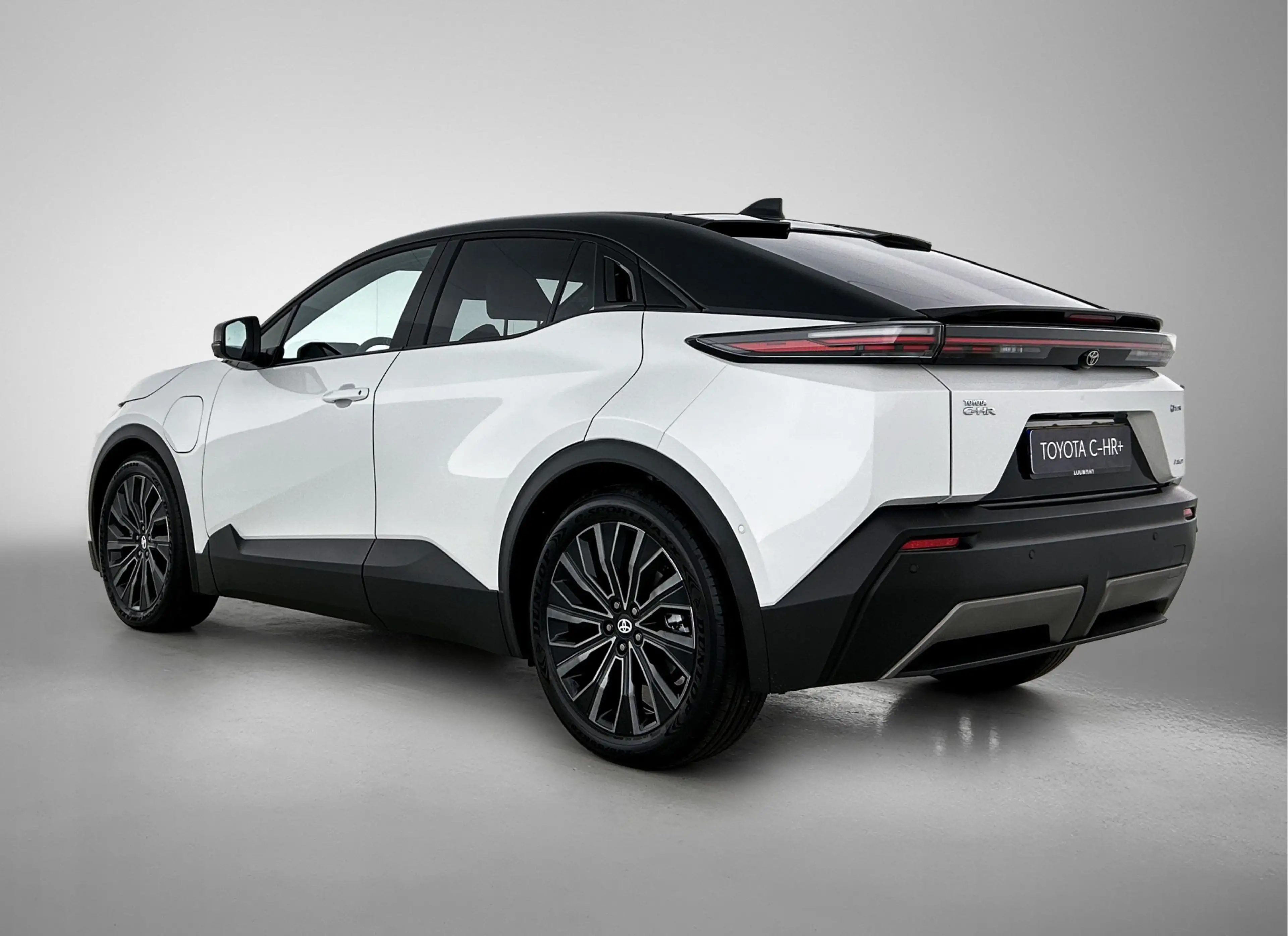 Toyota C-HR+ Executive AWD 77 kWh *EV-Deal* | Stoel en stuurwie — photo 14