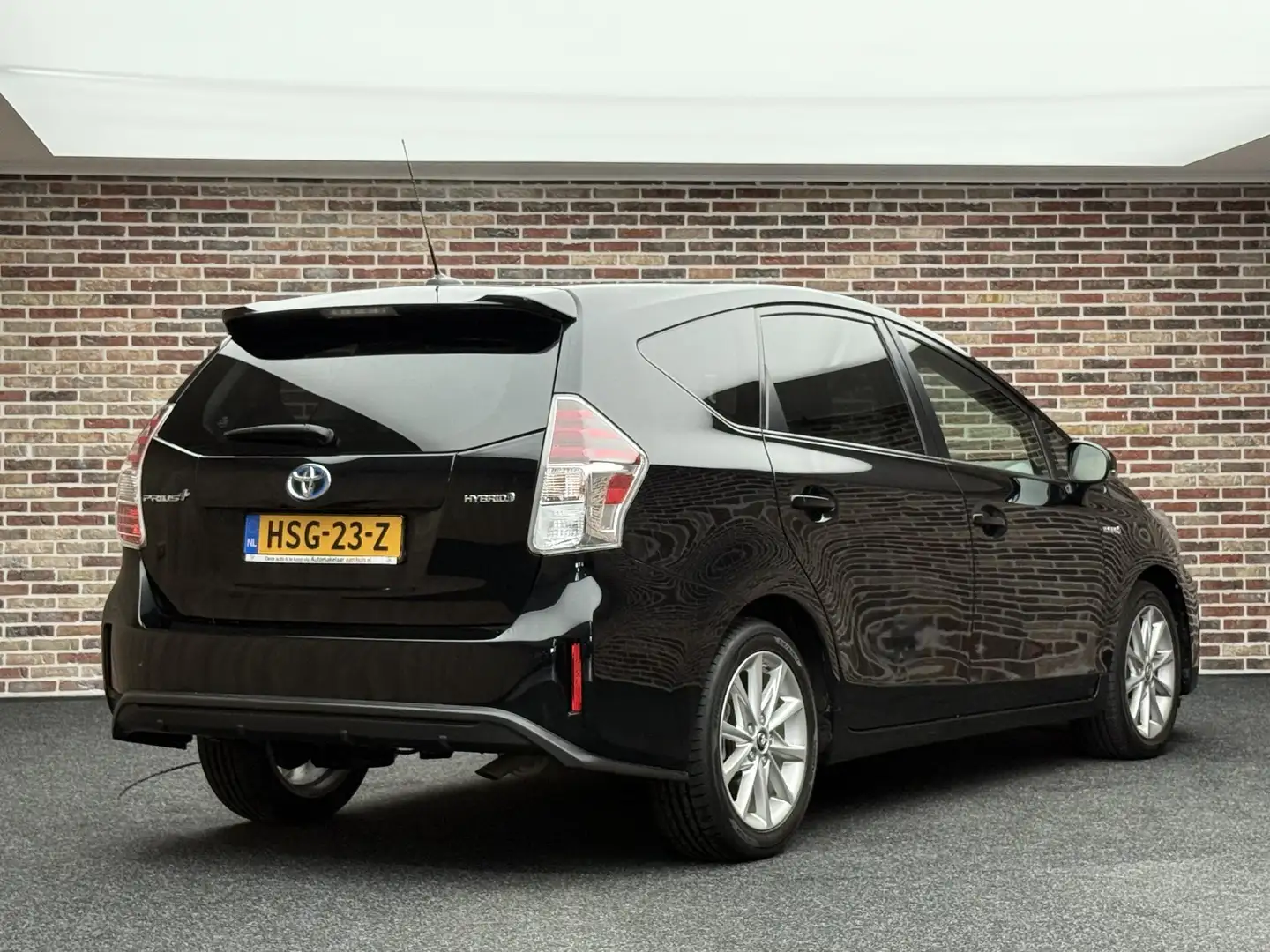 Toyota Prius+ 1.8 Dynamic 7PERSOONS LEDER CAMERA 7P NAVIGATIE Чорний - 2