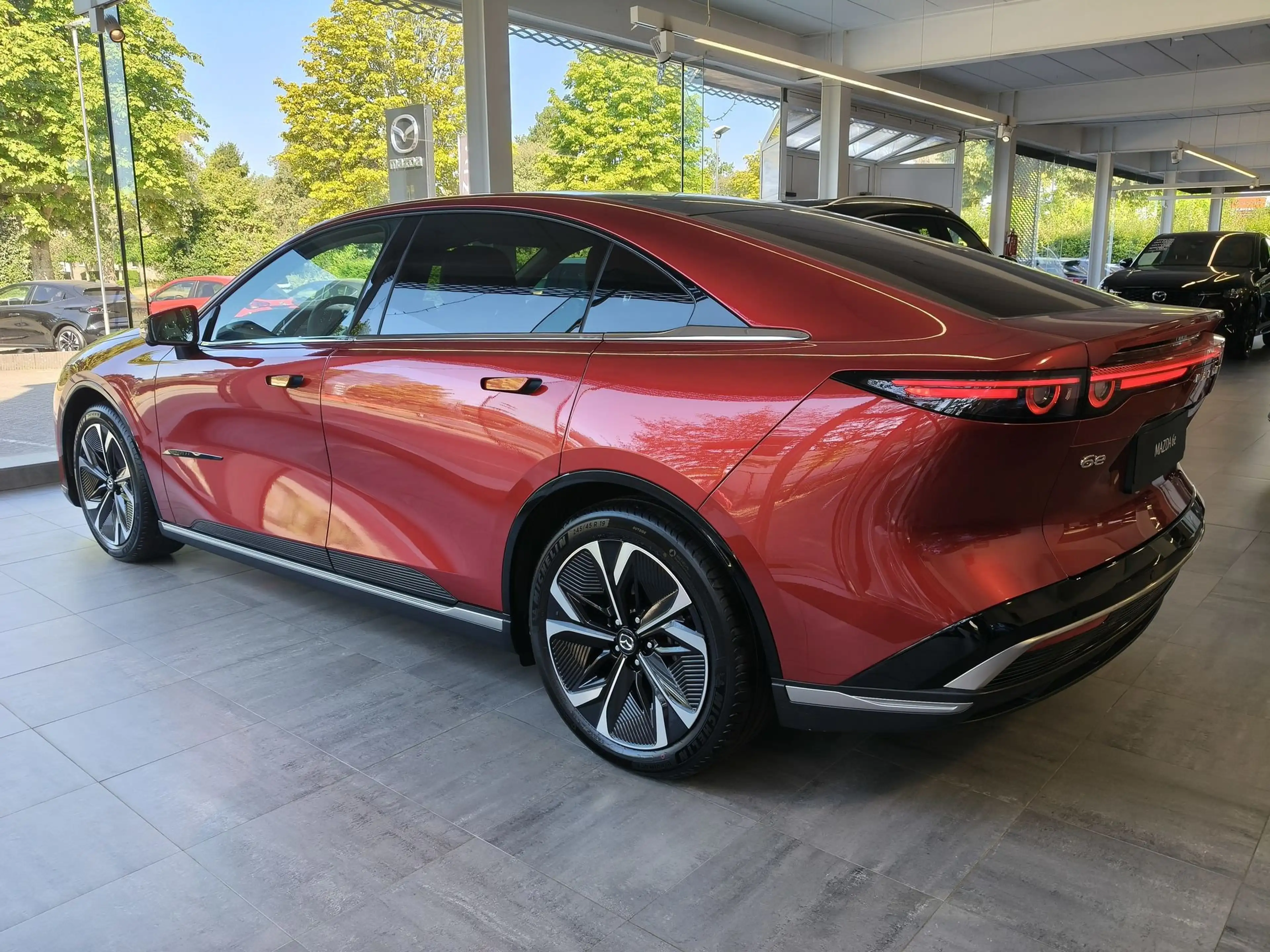 Mazda 6e TAKUMI EV 68,8KW 258hp — photo 2