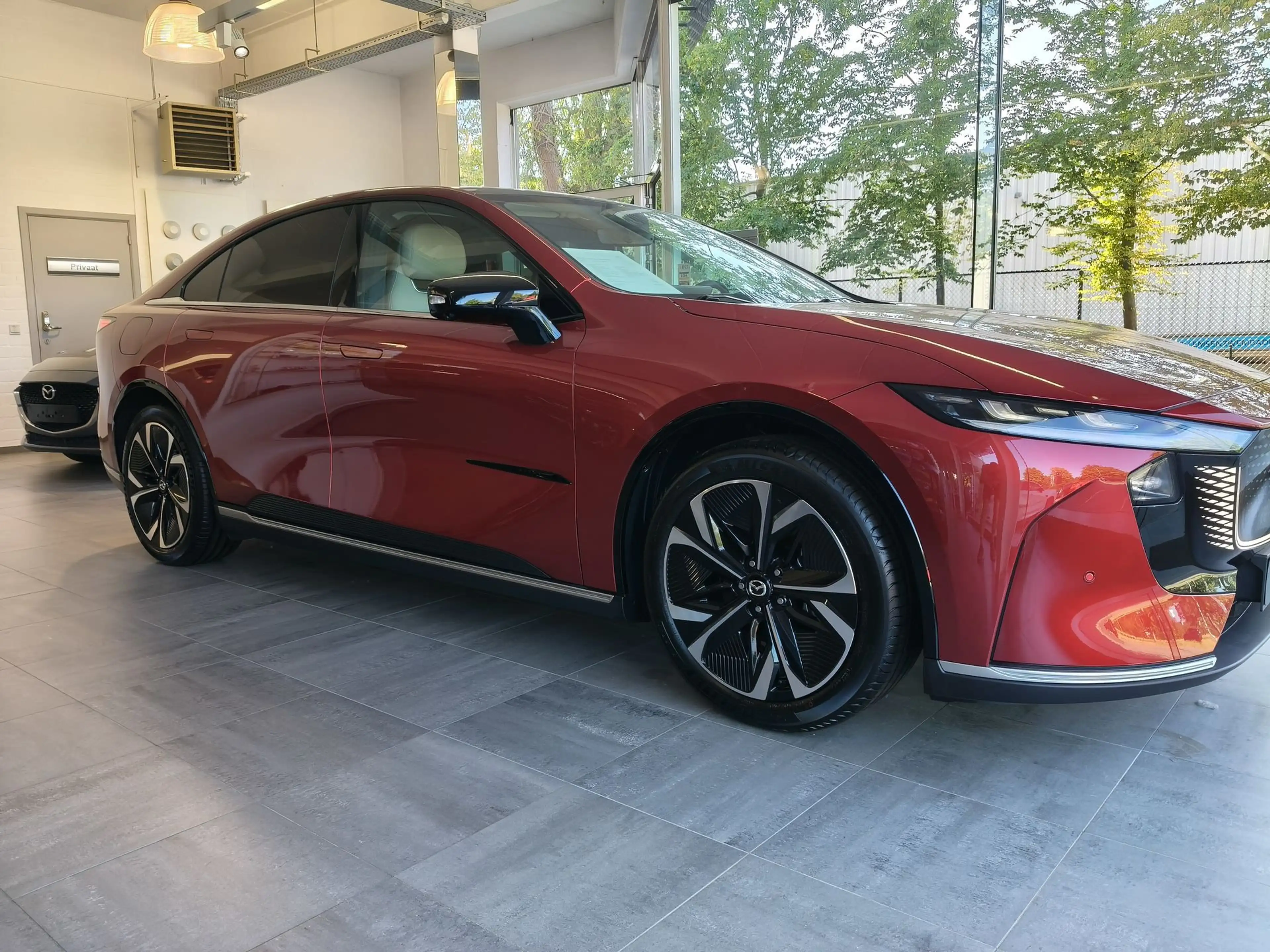 Mazda 6e TAKUMI EV 68,8KW 258hp — photo 6