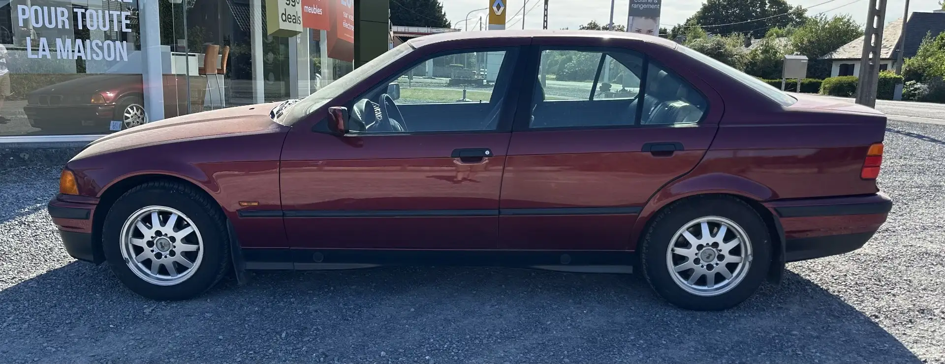 BMW 320 320i Rouge - 1