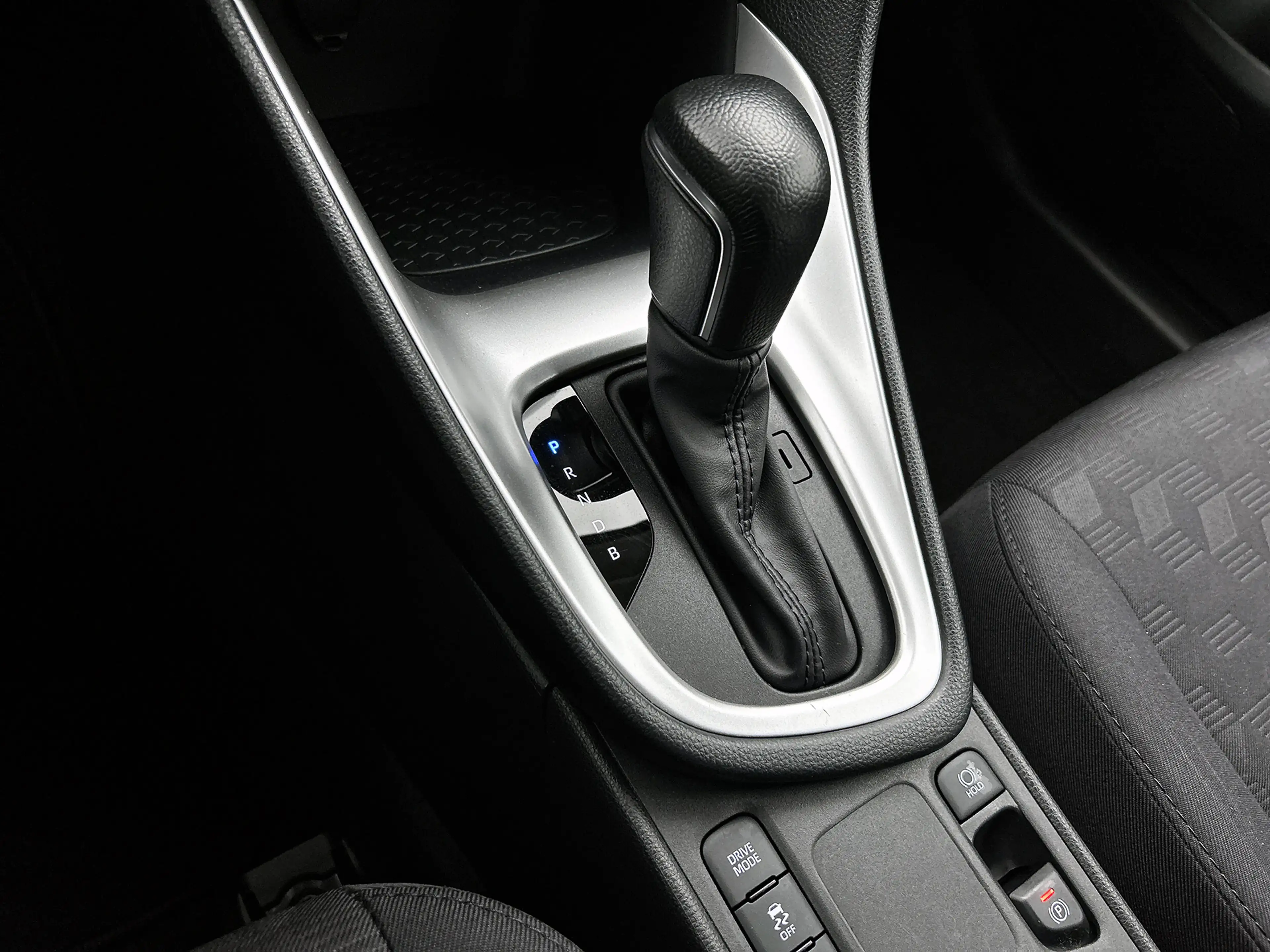 Mazda 2 Hybrid 1.5 Exclusive-line | Stuur-/Stoelverwarming — photo 15