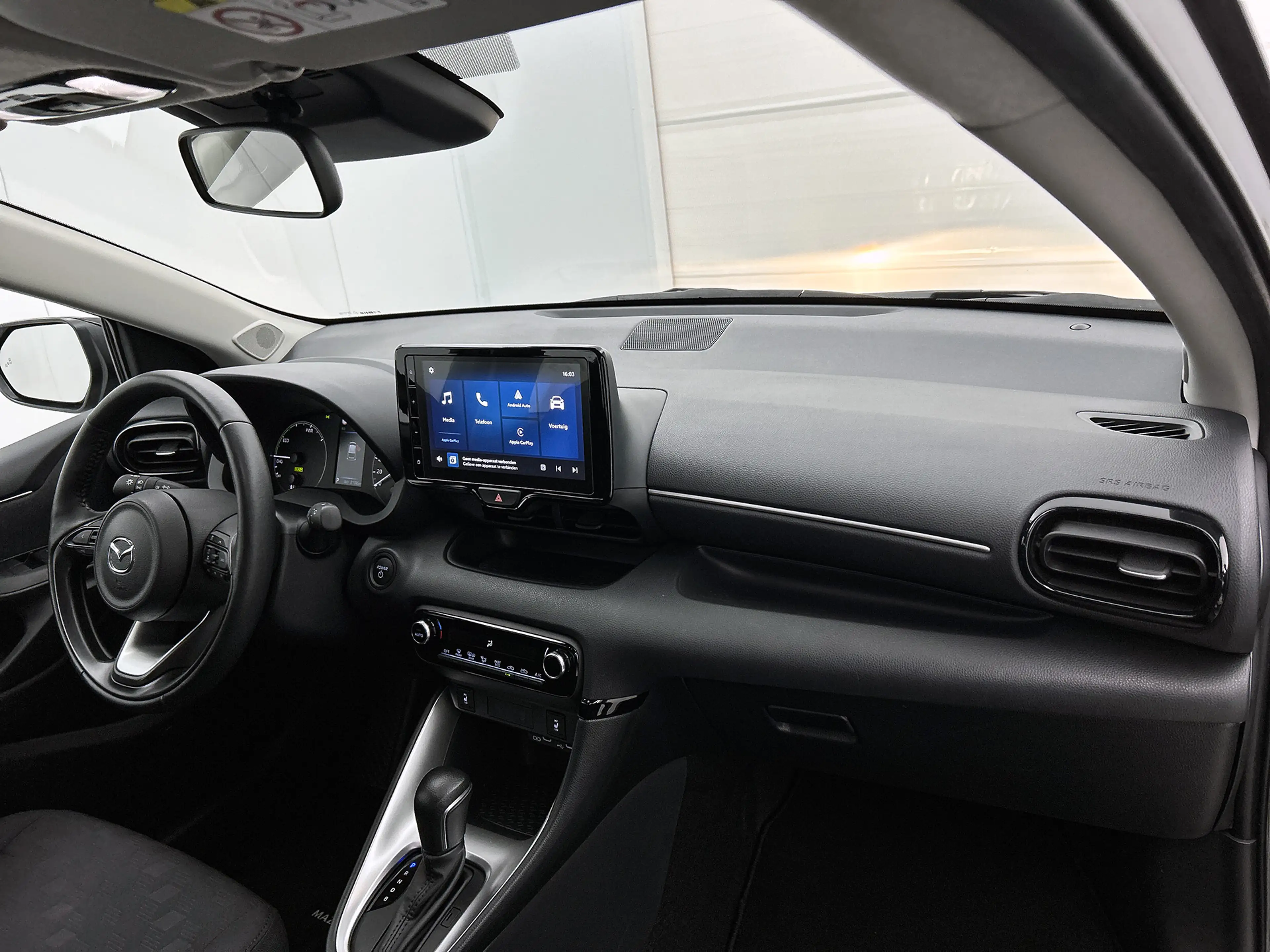 Mazda 2 Hybrid 1.5 Exclusive-line | Stuur-/Stoelverwarming — photo 8