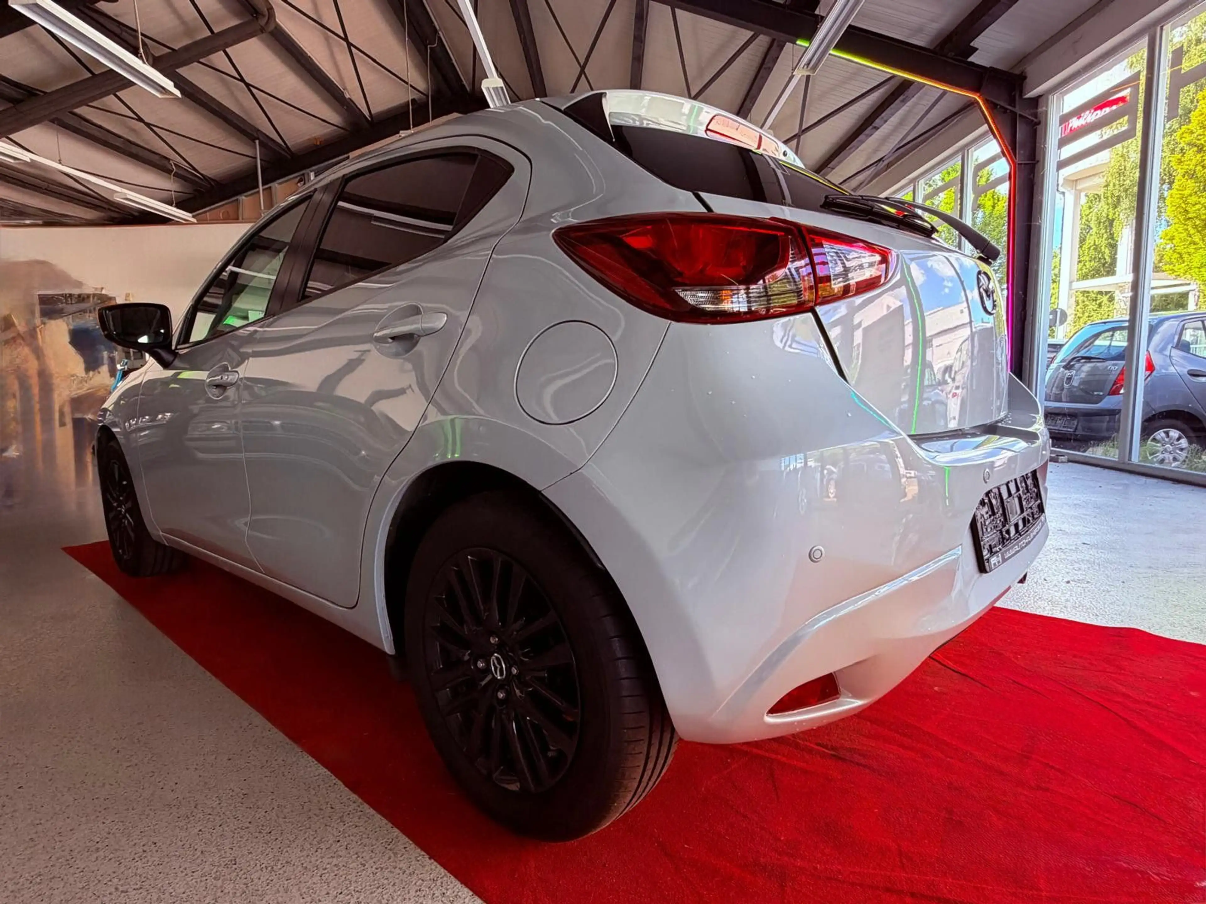 Mazda 2 Lim. Kizoku Intense -LED -HUD -Kamera -Teilled — photo 5