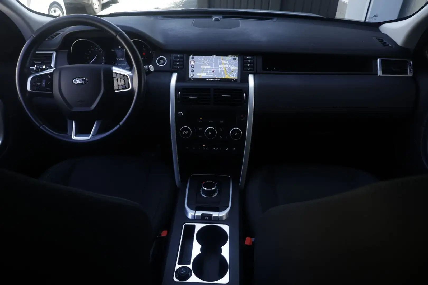 Land Rover Discovery Sport Land Rover Discovery Sport 2.0 TD4 150 CV HSE Lux Nero - 2