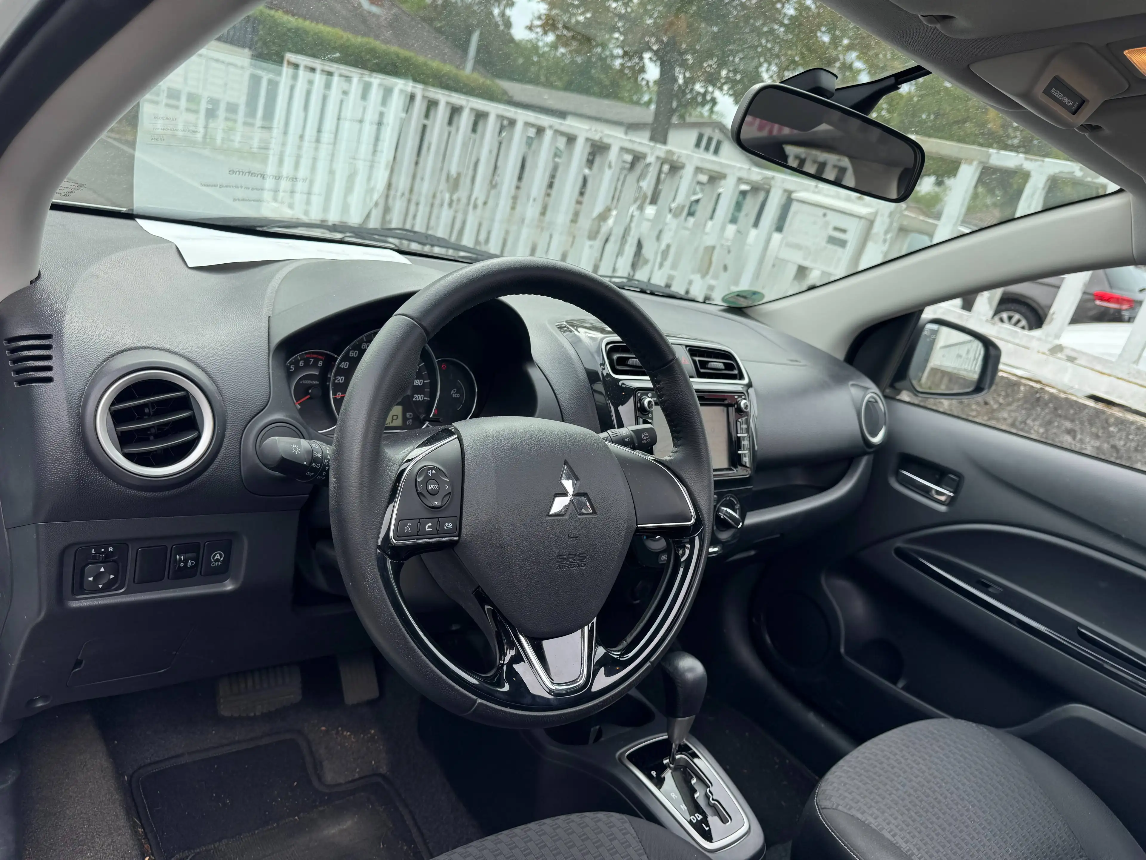 Mitsubishi Space Star Diamant Edition AUTOMATIK*UNFALLFREI*BLUETOOTH*SOMMER+WINTERREIFEN*TOP ZUSTAND — photo 15