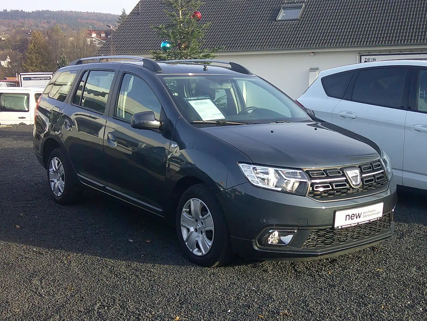 Dacia Logan MCV Laureate Grau - 1