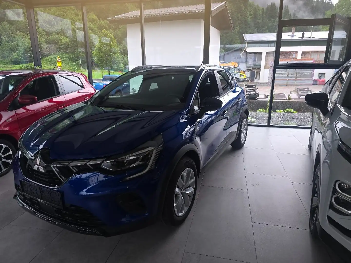 Mitsubishi ASX 1,3 Petrol  Invite S+C 23 Blau - 1
