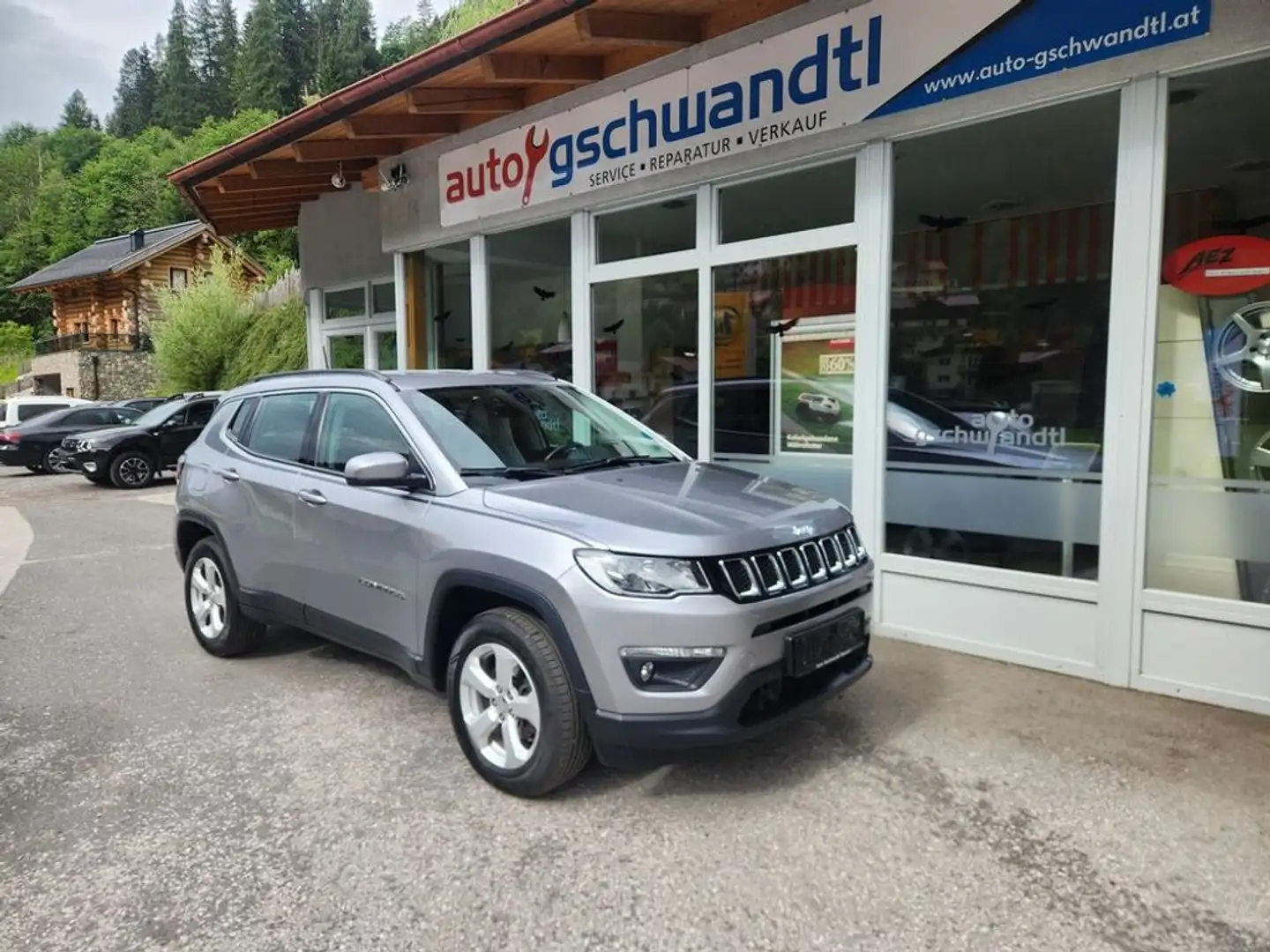 Jeep Compass Longitude AWD Silber - 1