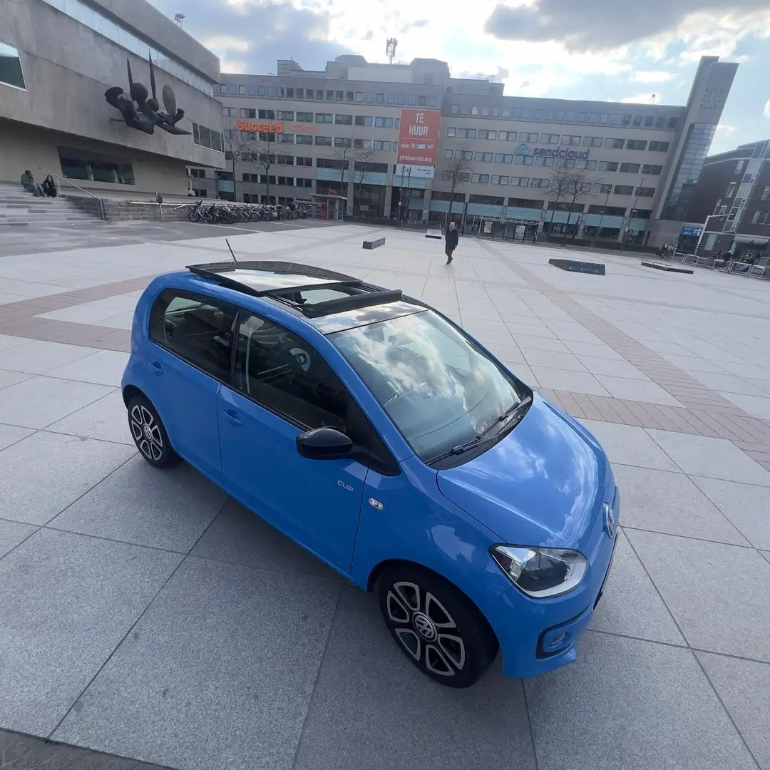 Volkswagen up! 1.0 high up CUP BlueM. Blauw - 2