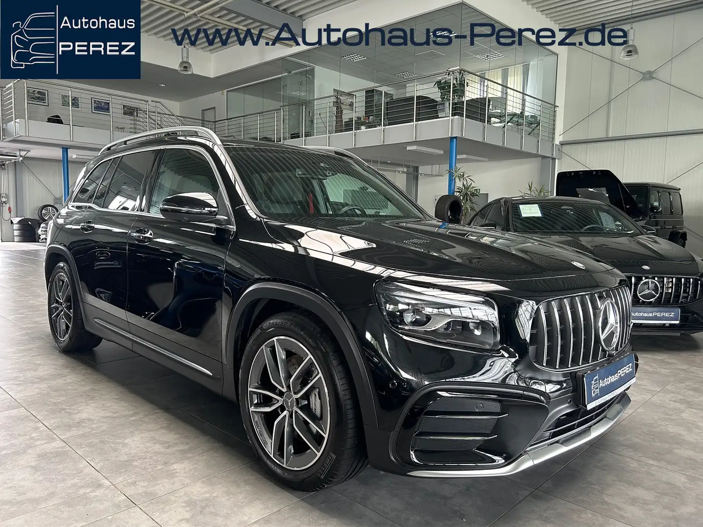 Mercedes-Benz GLB 35 AMG 4M PREMIUM+ DISTRONIC-BURMESTER-PANO Schwarz - 1