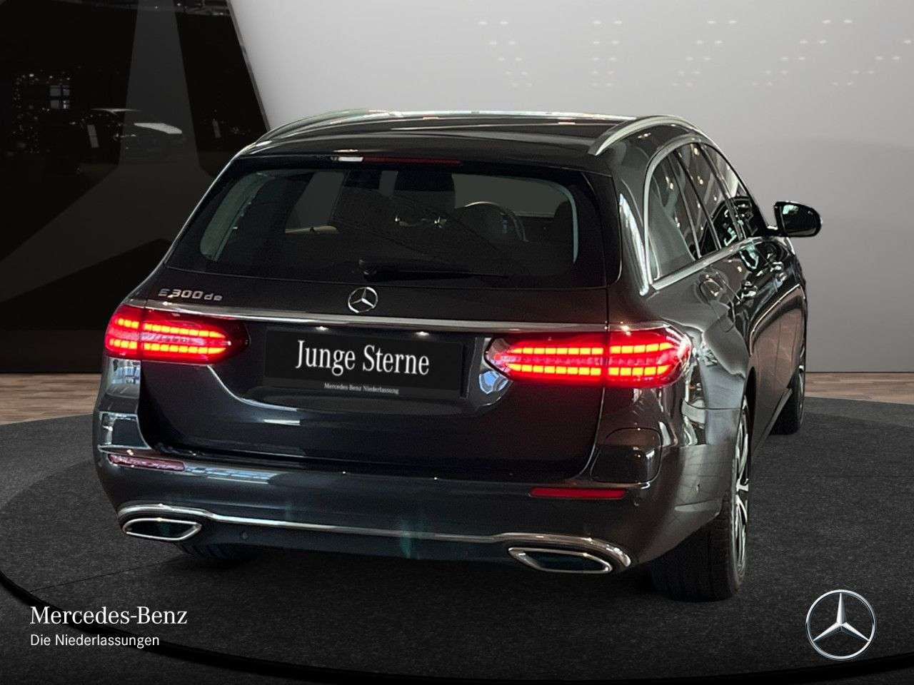 Mercedes-Benz E 300