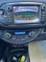 Toyota Yaris Yaris III 2017 5p 1.5h Cool my18 Plateado - thumbnail 17