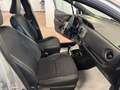 Toyota Yaris Yaris III 2017 5p 1.5h Cool my18 Plateado - thumbnail 10