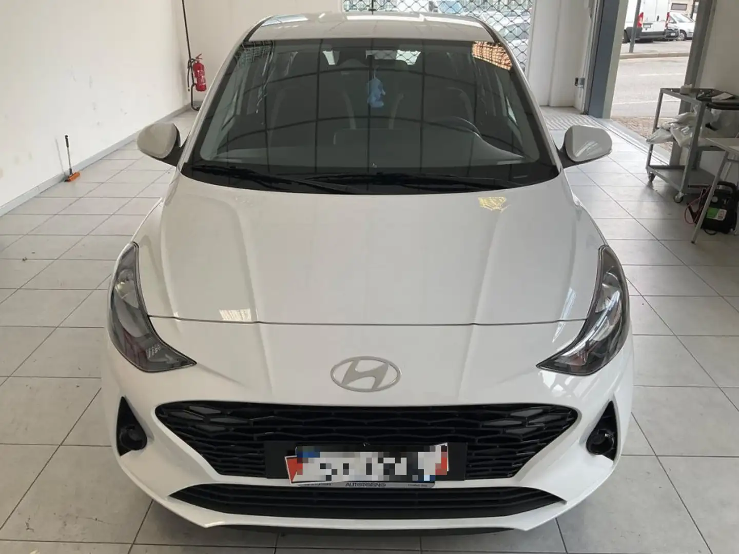 Hyundai i10 1.0 MPI AT Connectline 5P 63 CV Bianco - 2