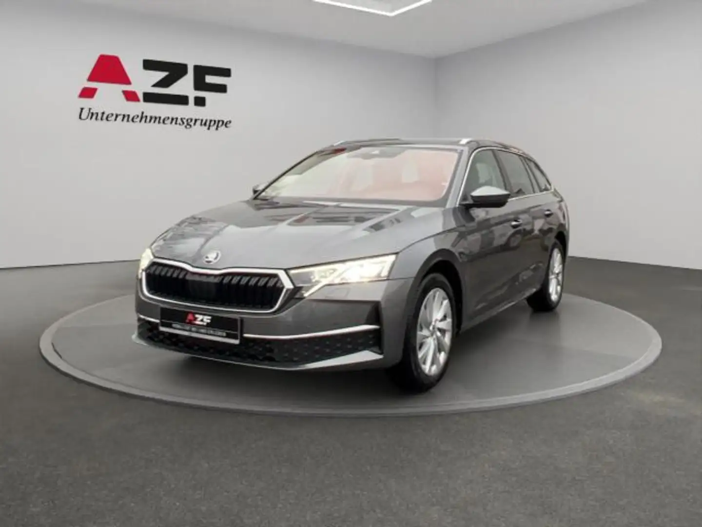 Skoda Octavia Combi Selection 2.0 TDI DSG UPE: 47.390, Grau - 2