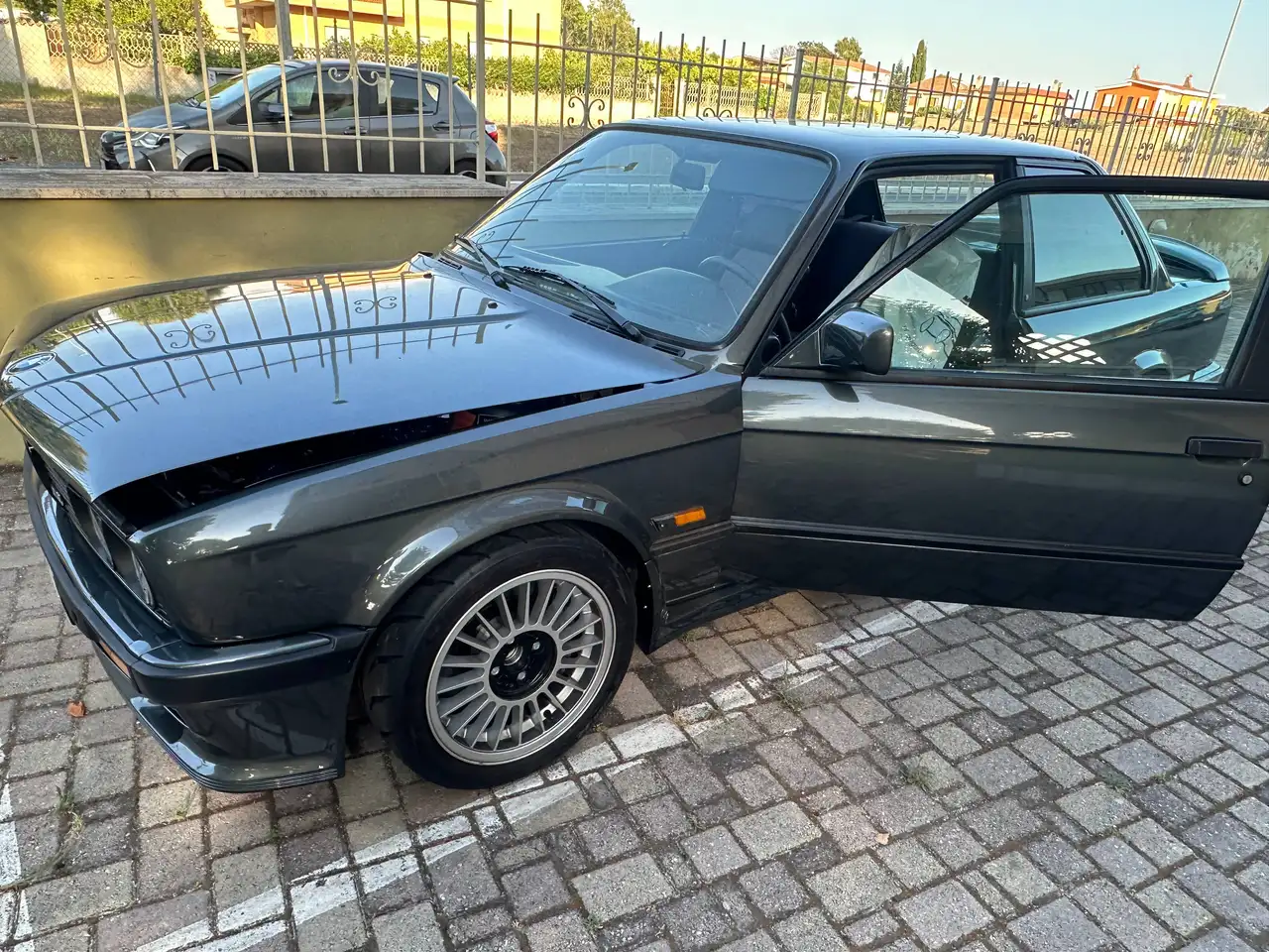 BMW 320i 2p, foto 6