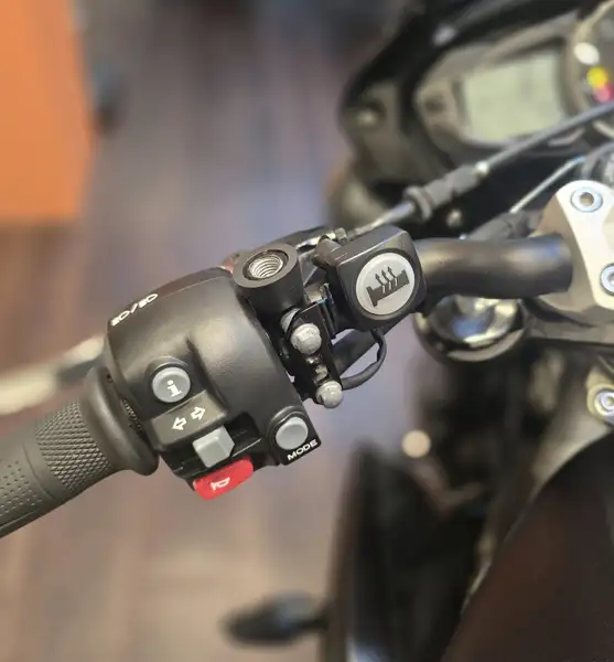 Triumph Street Triple R - foto 8