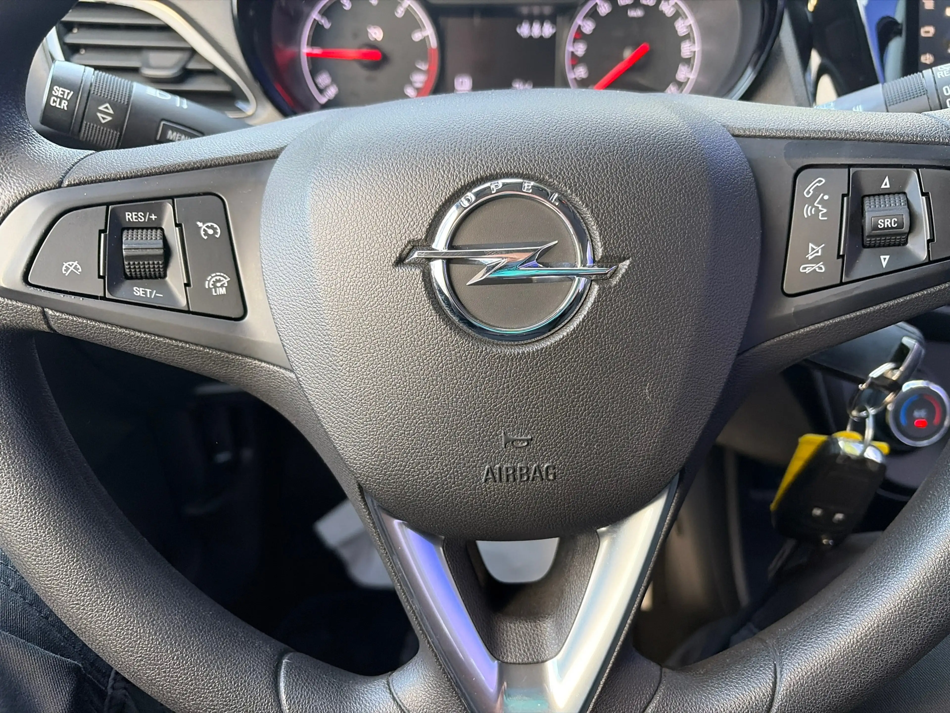 Opel Karl 1.0 ecoFLEX Edition — photo 13