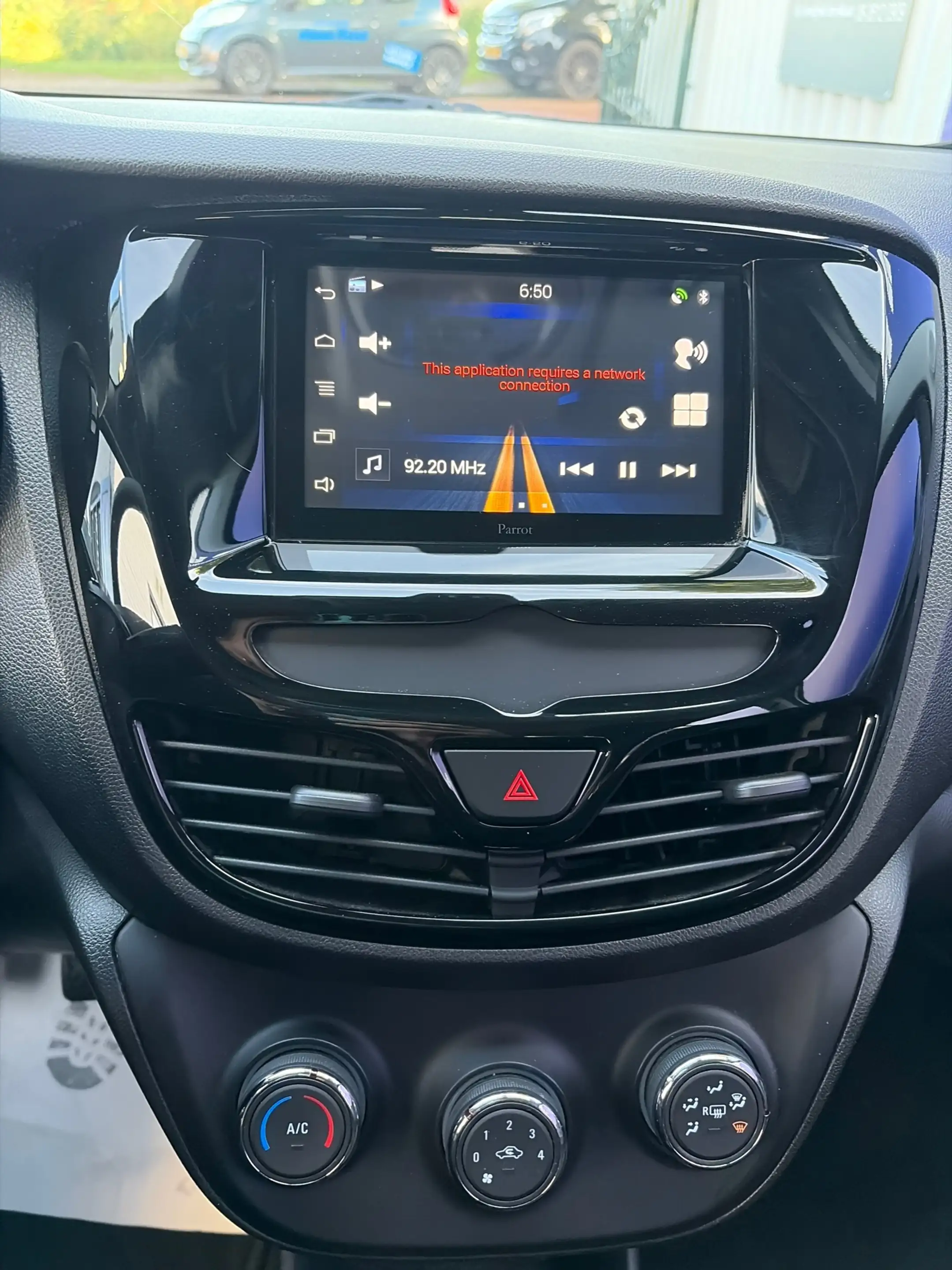 Opel Karl 1.0 ecoFLEX Edition — photo 11
