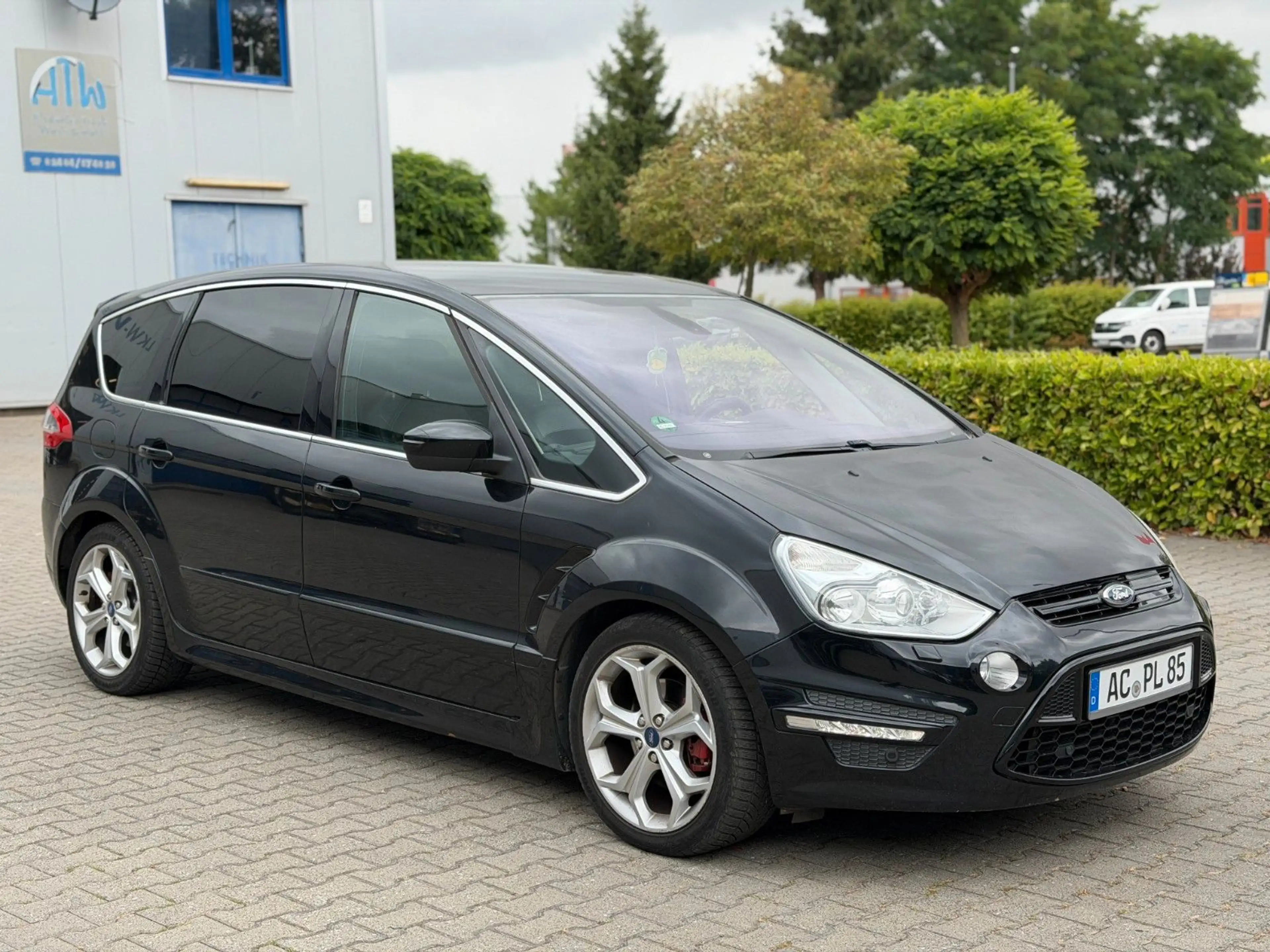Ford S-Max *7 Sitzer*Automatik*Navi*Memory*Alcantara
