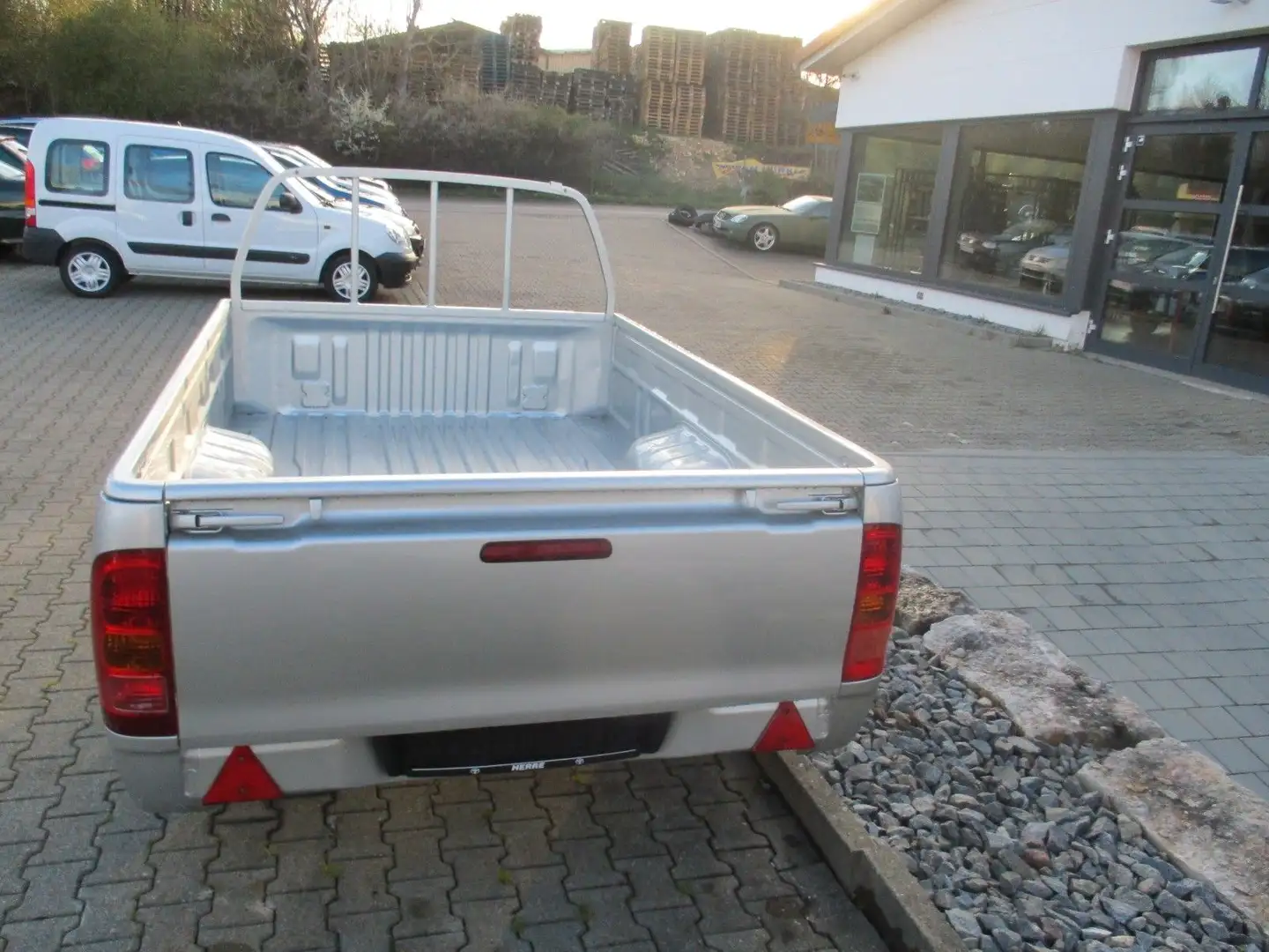 Toyota Hilux Anhänger Or - 1
