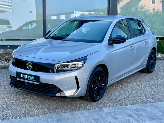 Opel Corsa view 2