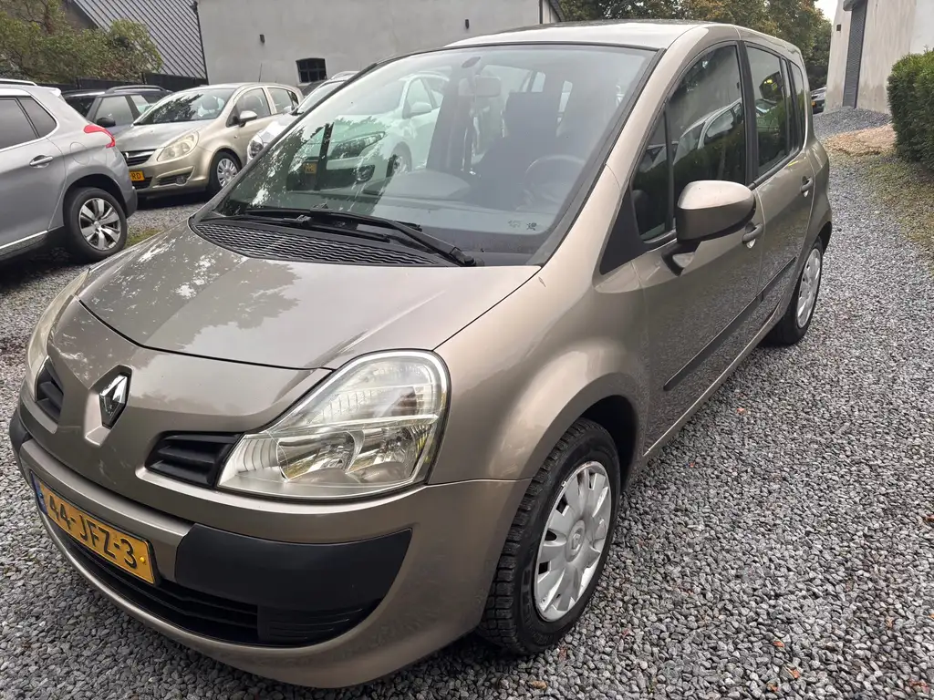 Renault Grand Modus 2009 из Европы — купить под ключ