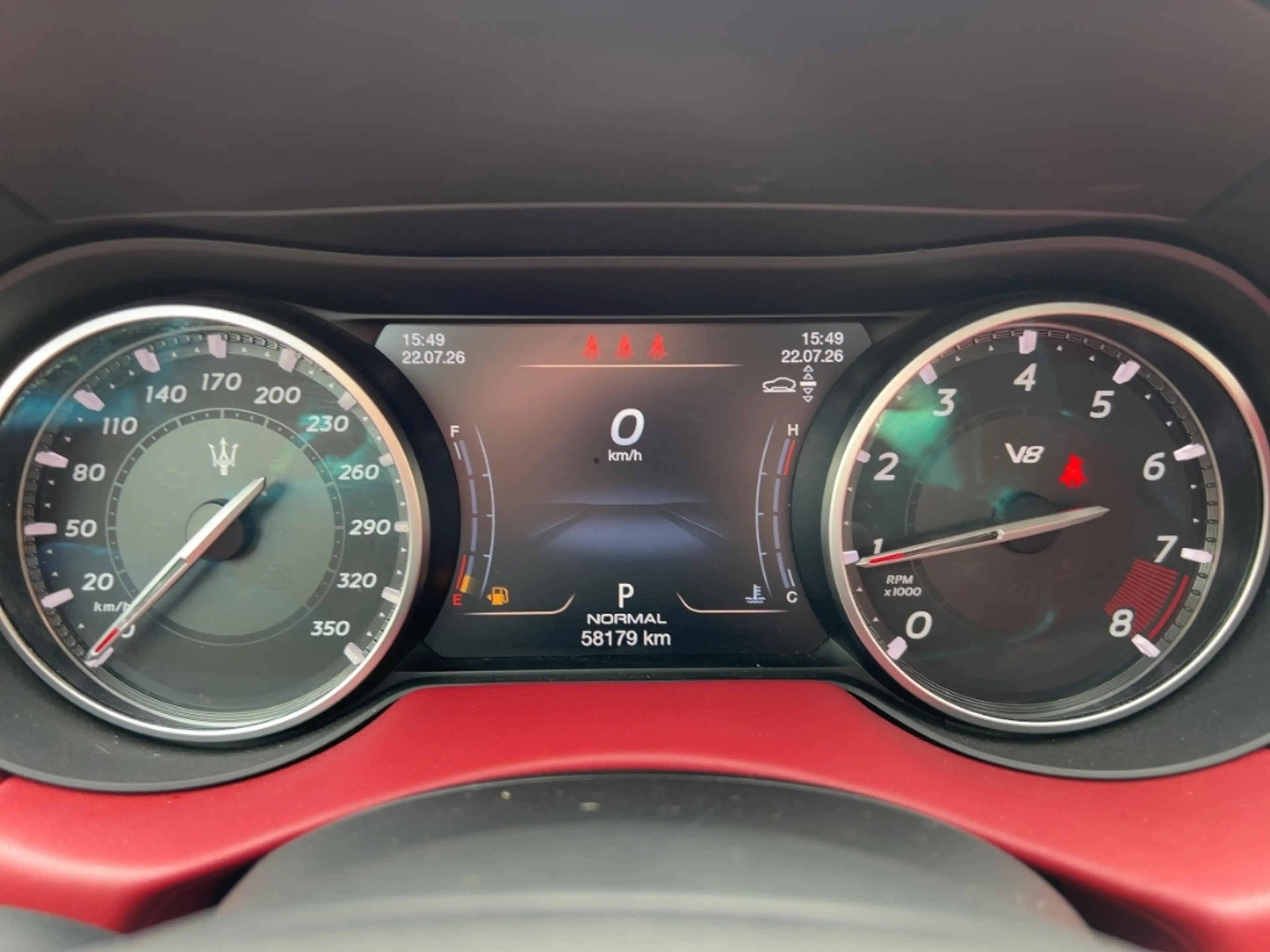 Maserati Levante Trofeo MY23 V8 581 HP Bowers 22'' Pano Carbon — photo 9