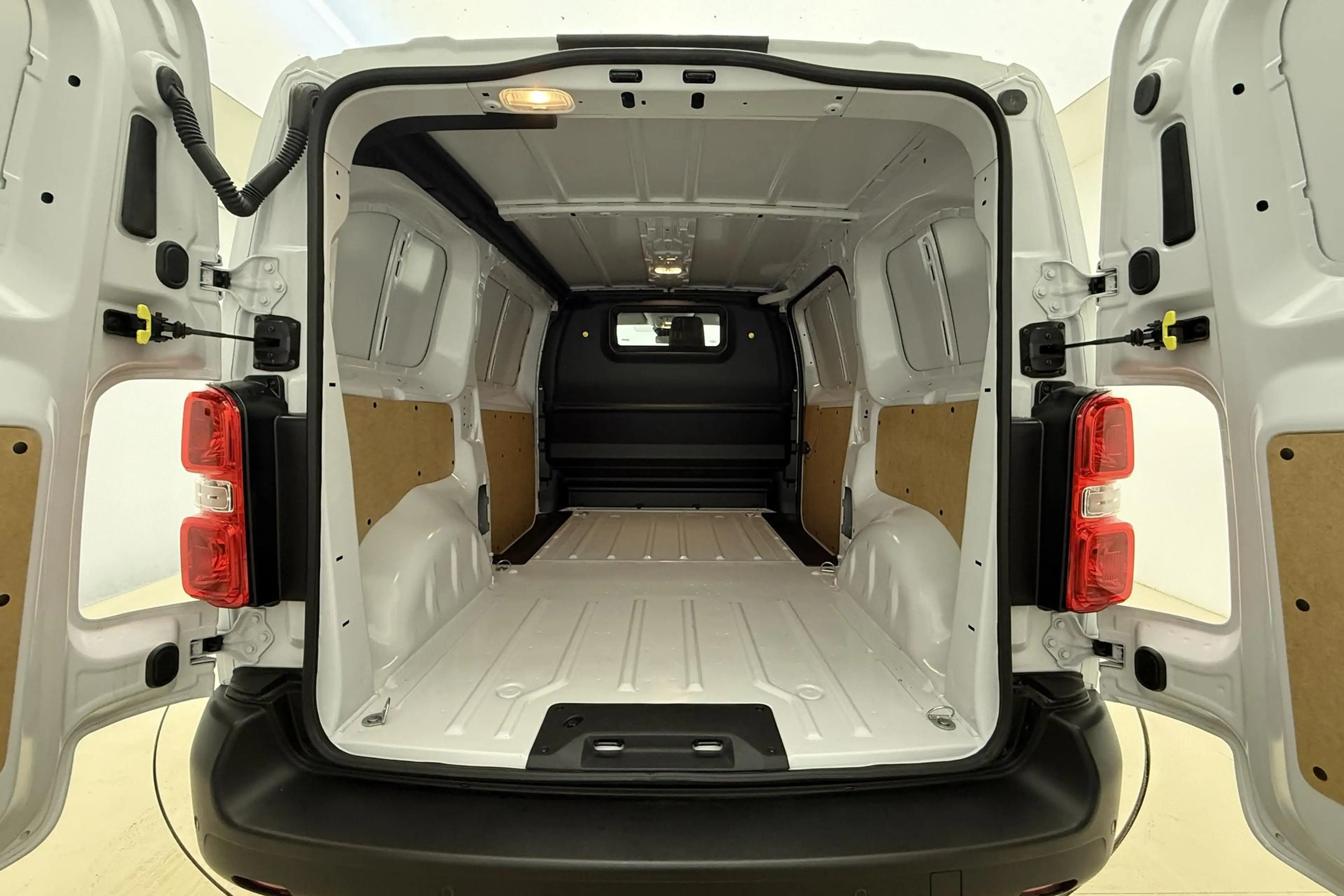 Citroen Jumpy 1.5 BlueHDI 120 S&S L2 | Demo | Navigatie | Camera — photo 4