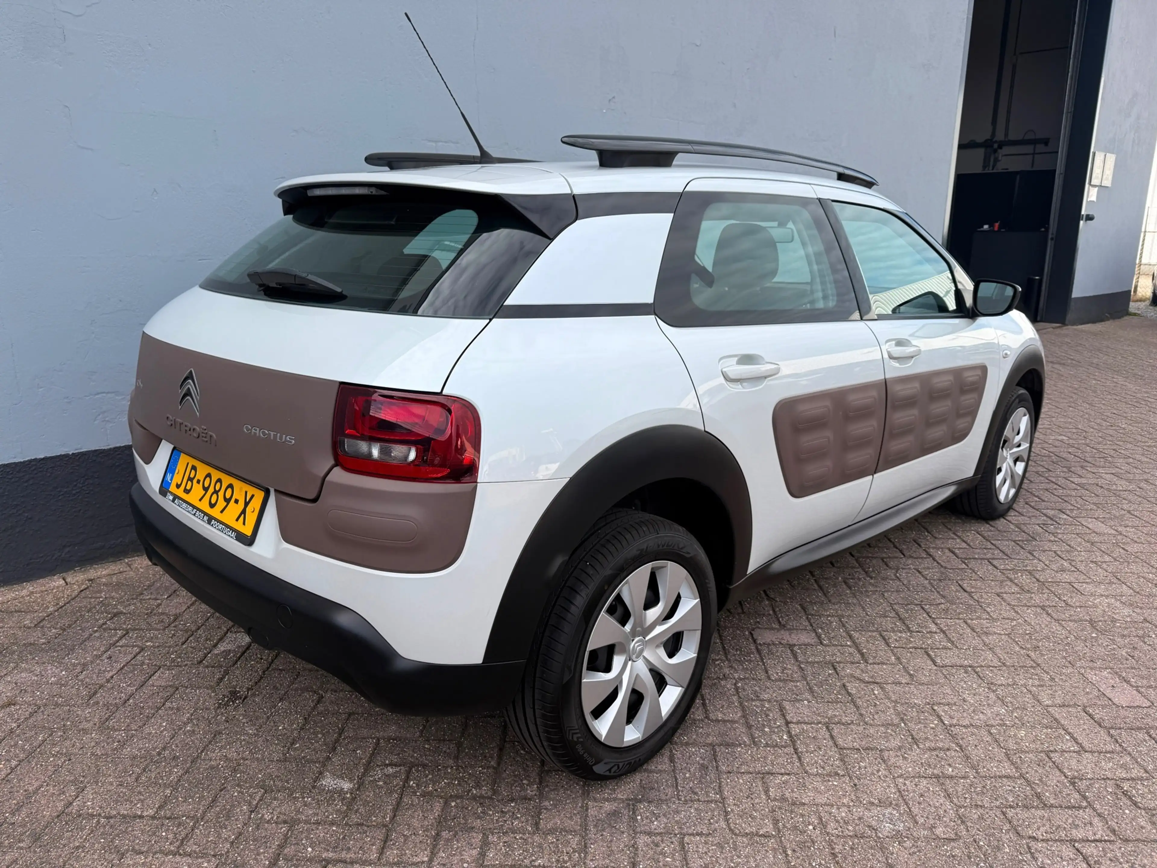 Citroen C4 Cactus 1.2 PureTech Feel - Climate Control — photo 6