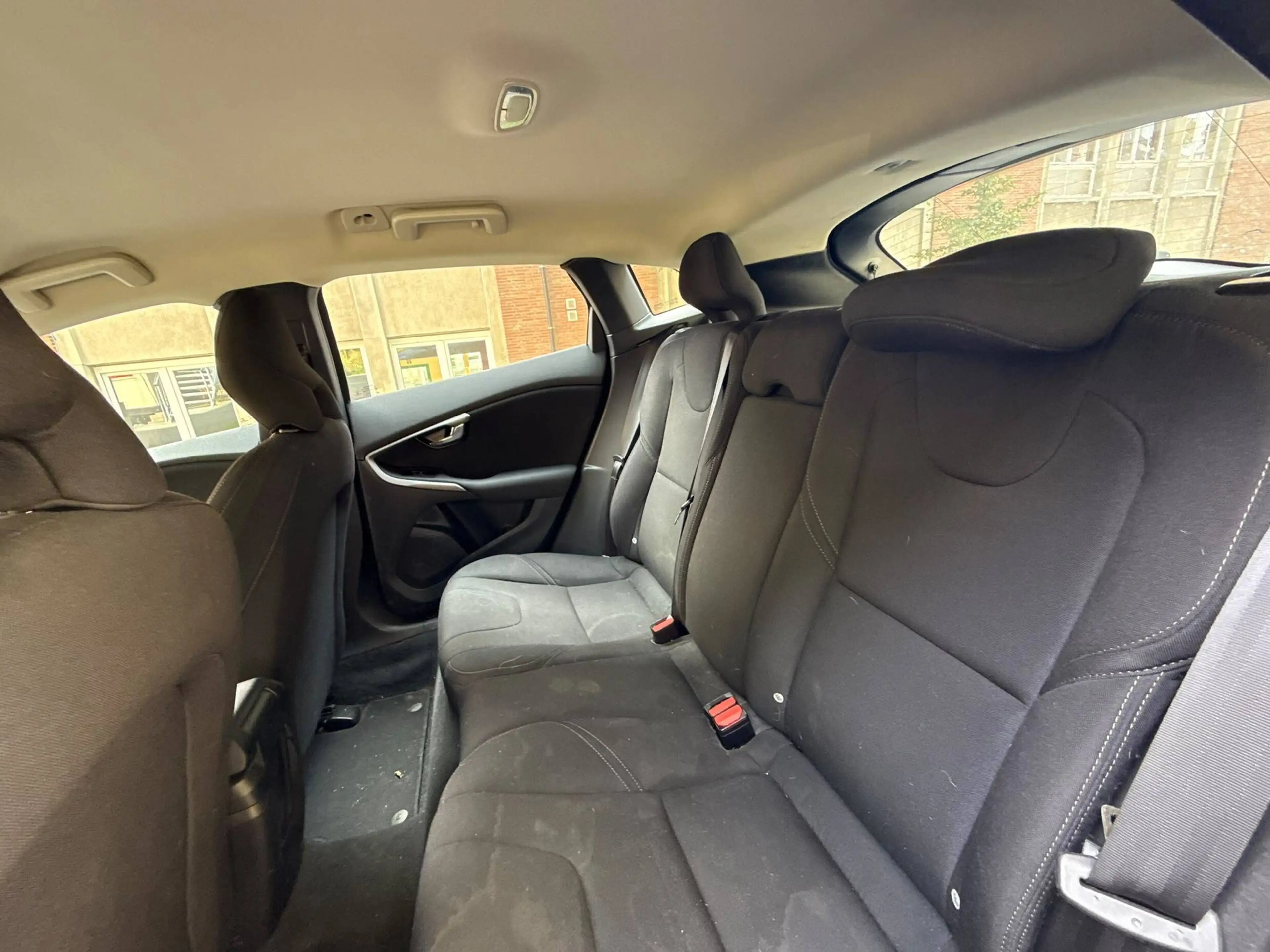 Volvo V40 V40 2.0 D2 Eco Kinetic — photo 10