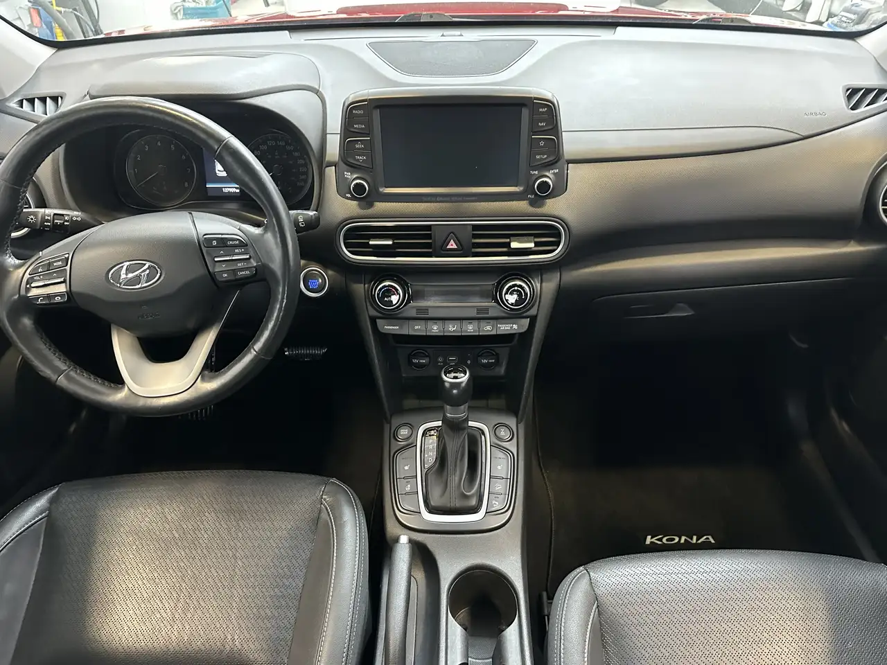 Hyundai KONA снимка Hyundai KONA