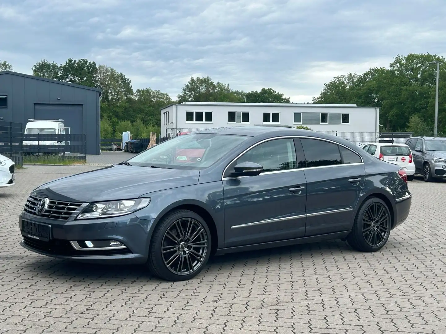 Volkswagen Passat CC 2.0 TDI °BI-XENON°ALCANTARA°NAVI°SHZ° Grau - 1