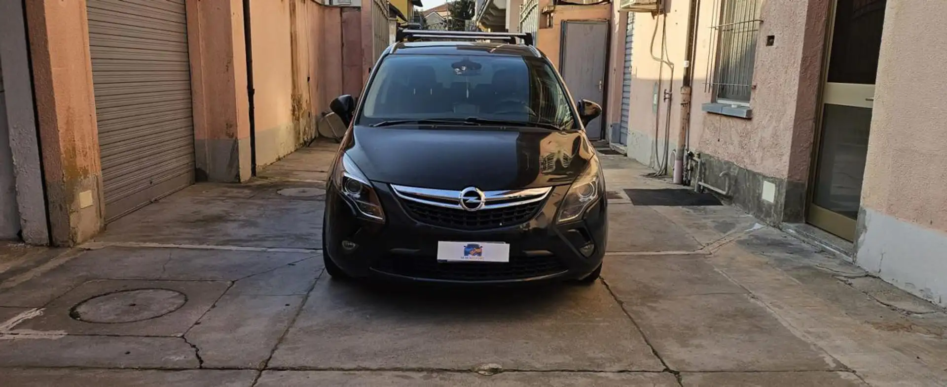 Opel Zafira Tourer ECOM T 150 ELECTIVE Чорний - 1