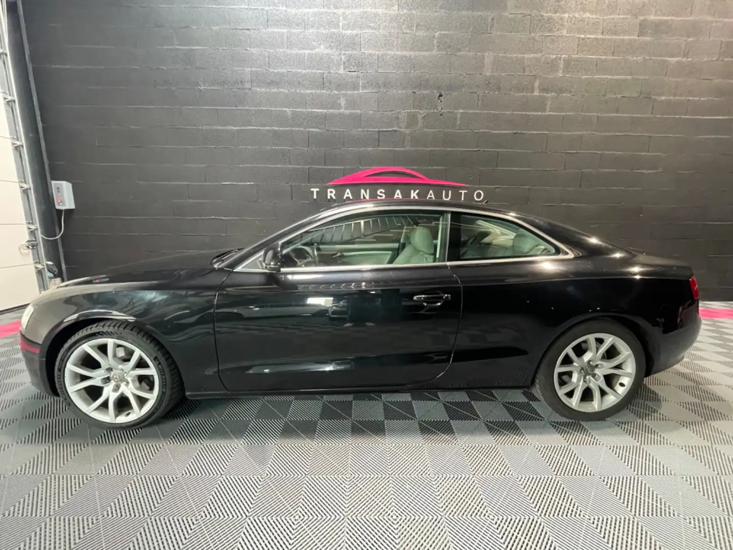 Audi A5 Quattro Ambition Luxe Чорний - 2