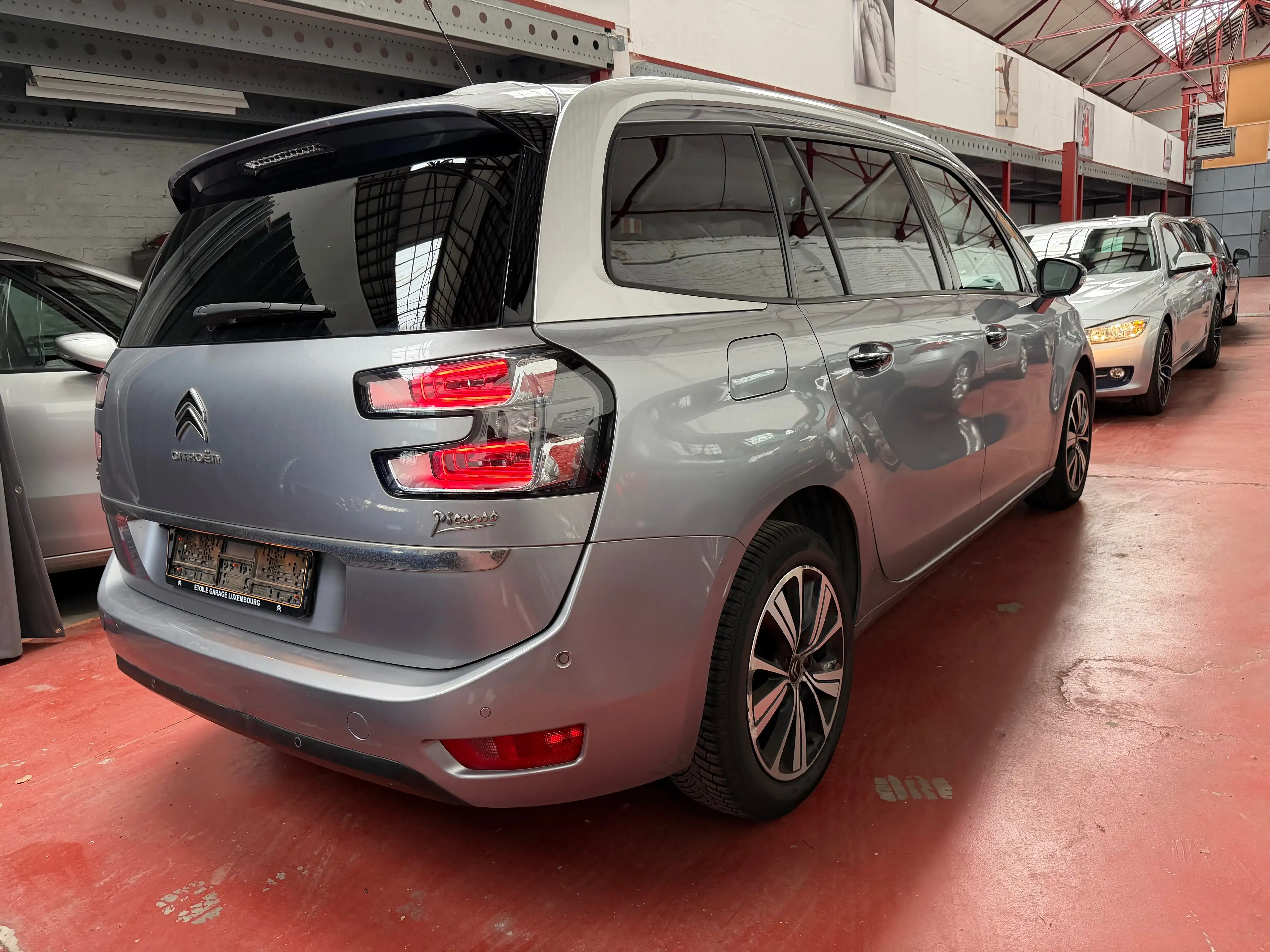 Citroen Grand C4 Picasso Grand C4 Picasso 1.6 Automatique — photo 4