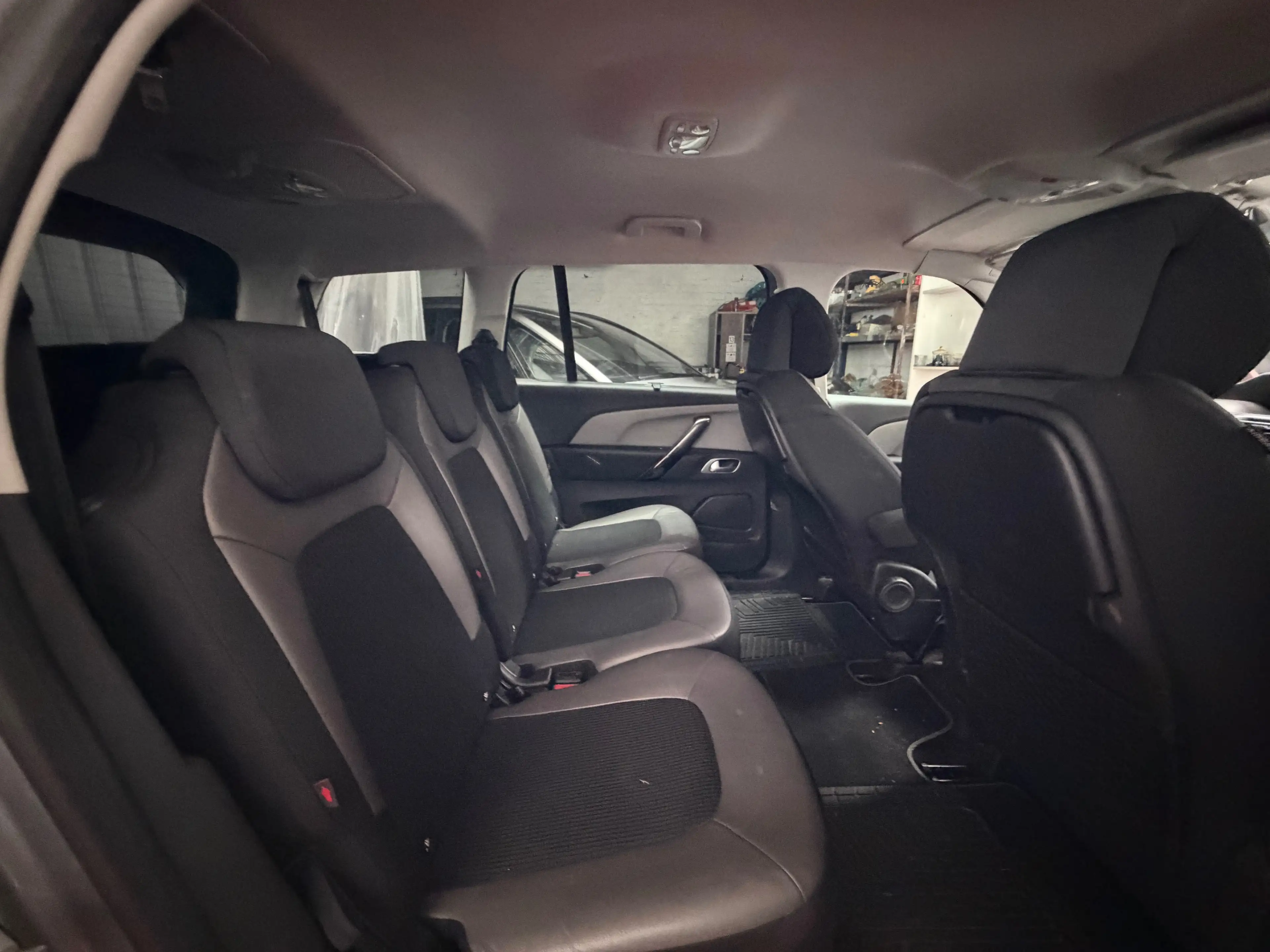 Citroen Grand C4 Picasso Grand C4 Picasso 1.6 Automatique — photo 8