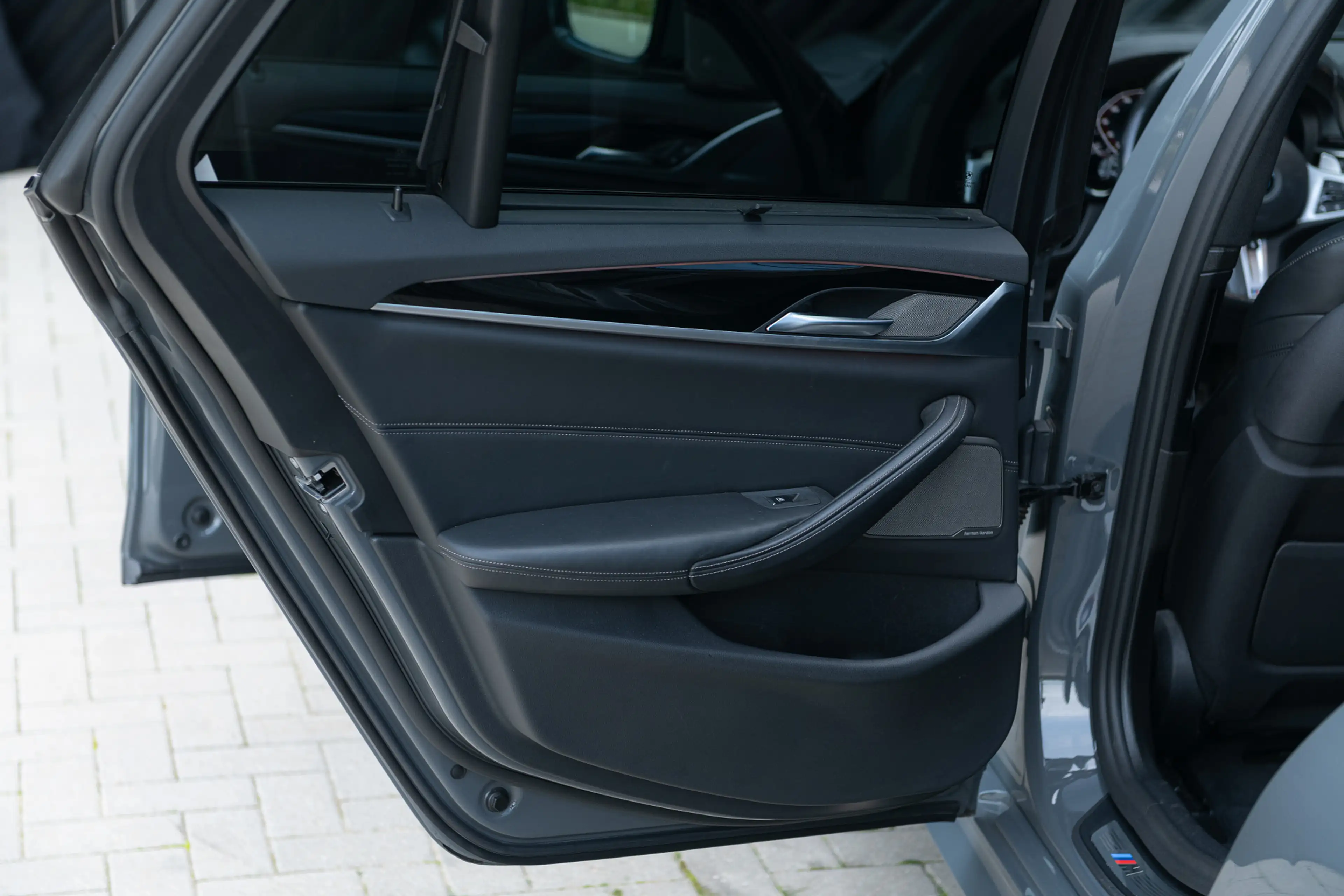 BMW 540 5-serie Touring 540i xDrive M-Sport ACC Pano Harma — photo 43