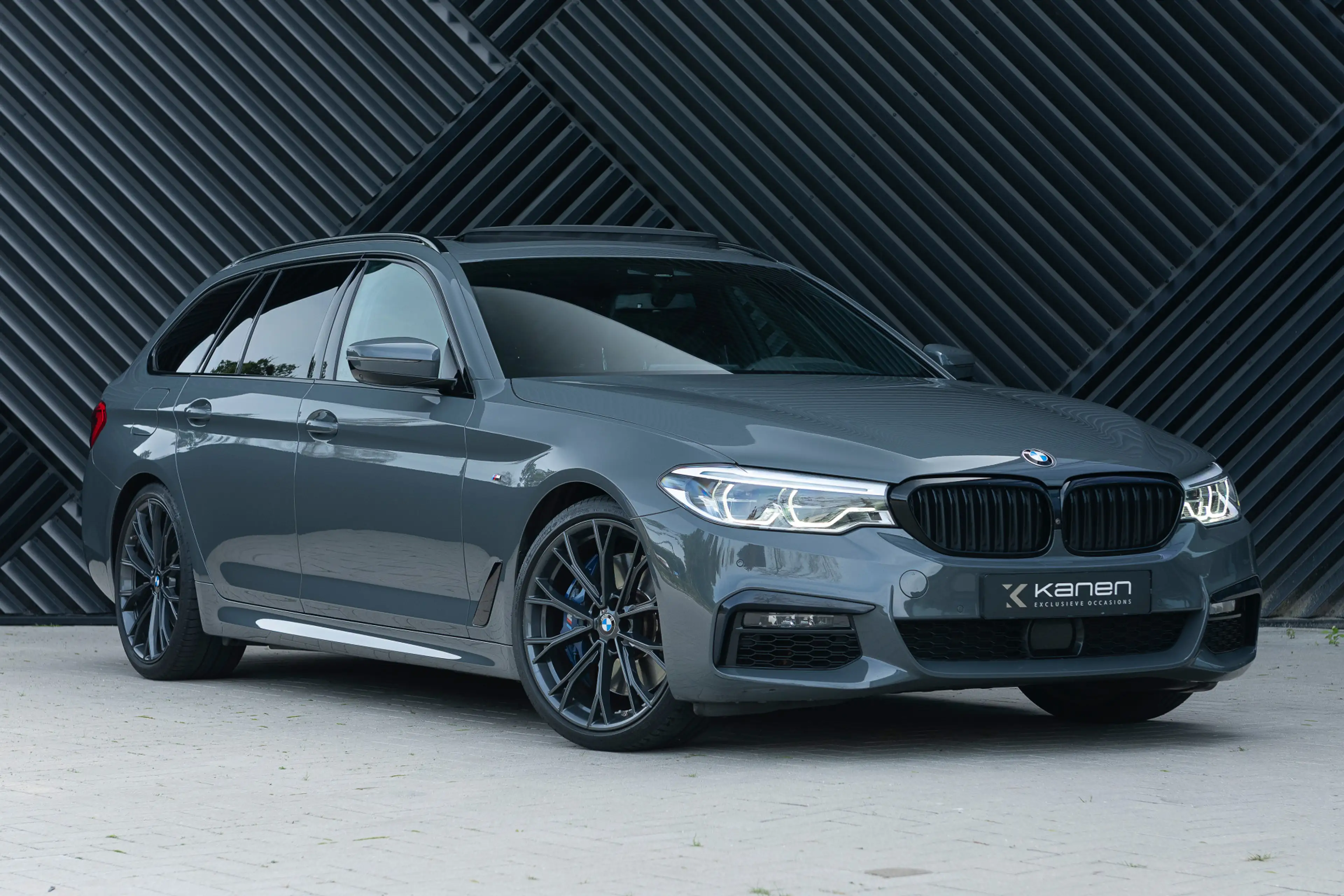 BMW 540 5-serie Touring 540i xDrive M-Sport ACC Pano Harma