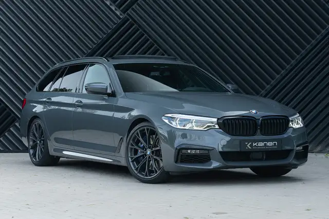 BMW 540 5-serie Touring 540i xDrive M-Sport ACC Pano Harma