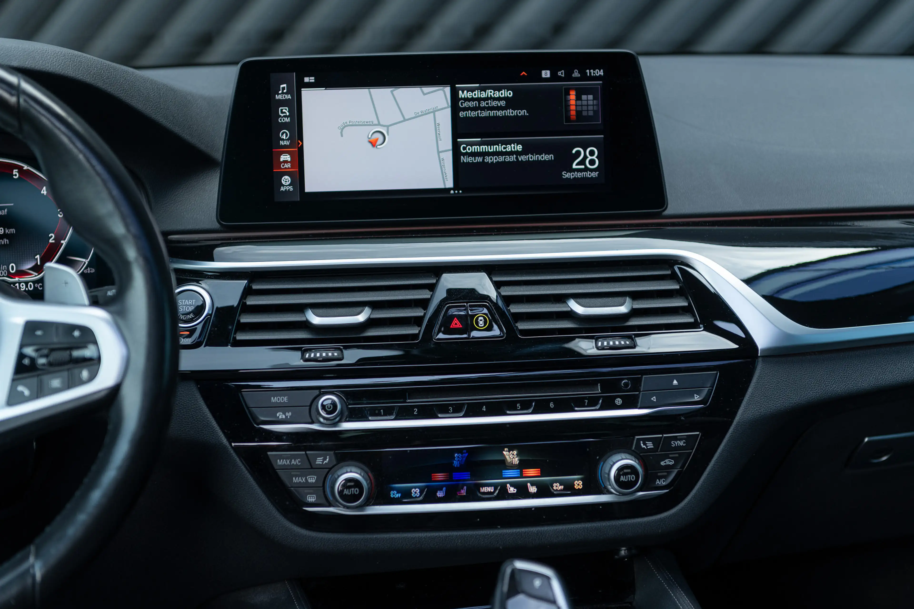 BMW 540 5-serie Touring 540i xDrive M-Sport ACC Pano Harma — photo 38