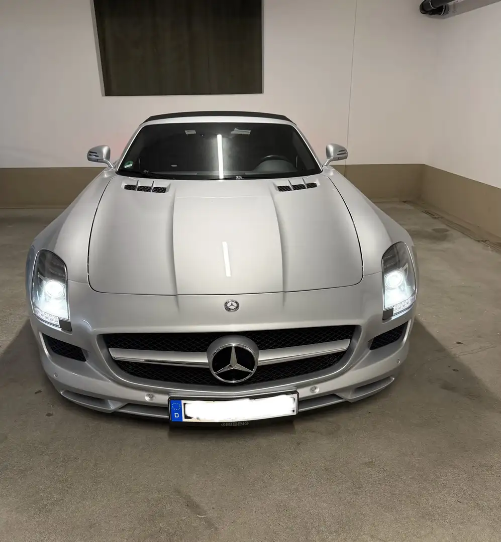 Mercedes-Benz SLS Roadster (197.477) Grau - 1
