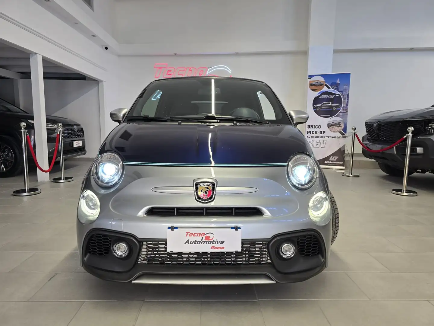 Abarth 695C 1.4 16v Rivale 180cv auto *275CV* Gris - 2